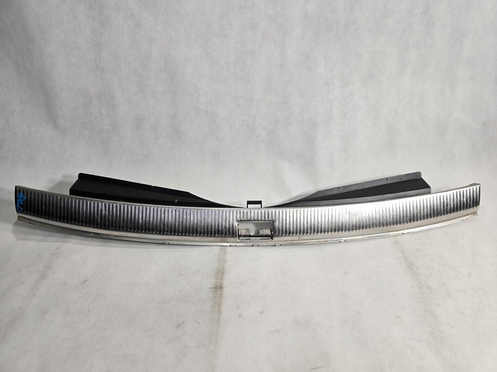 AUDI Q7 4L OSŁONA PASA TYLNEGO TYŁ MASKOWNICA 4L0864483 4L0864483A