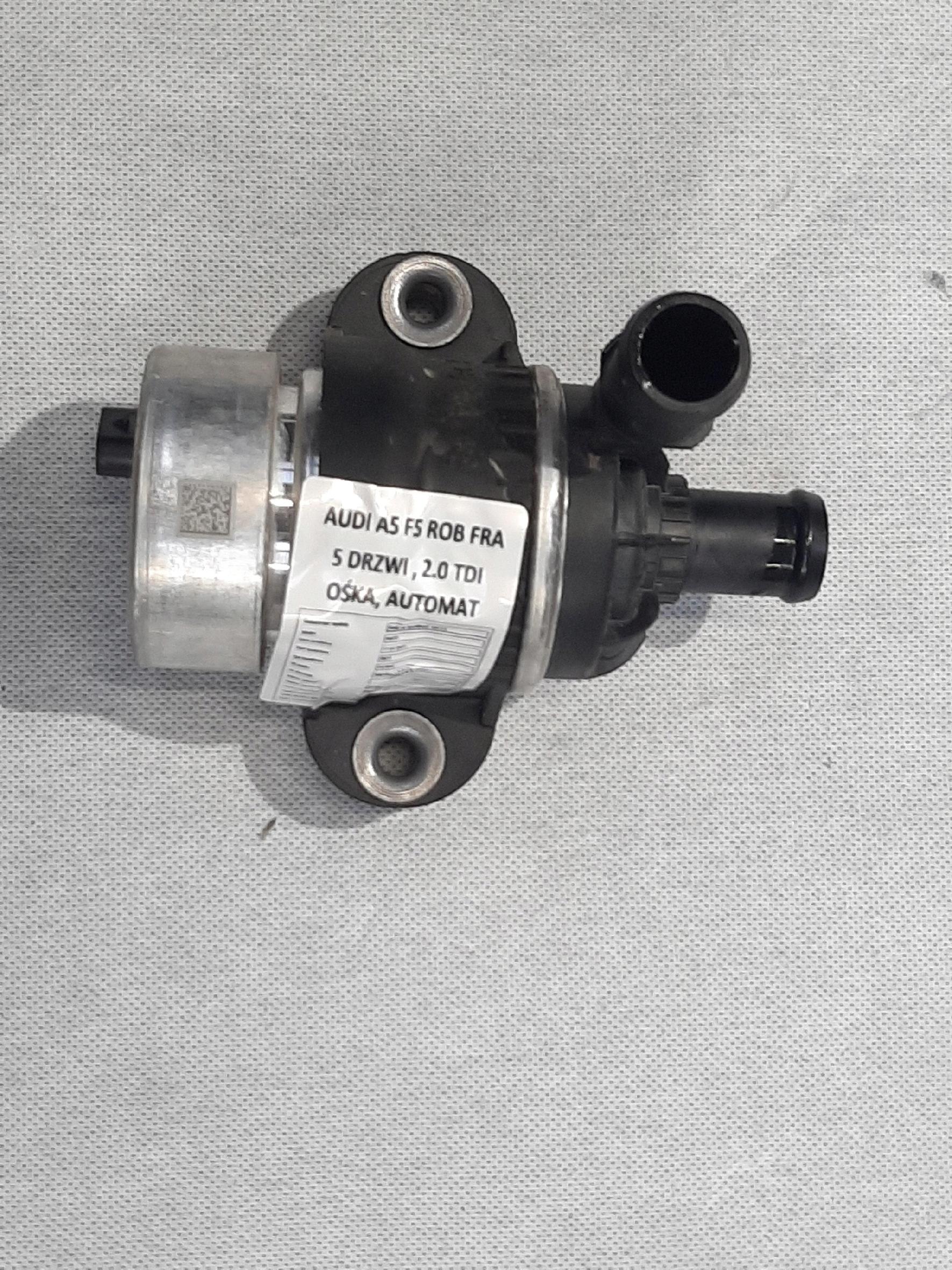 AUDI A5 SPORTBACK II LIFT 2021- 2.0 TDI POMPA WODY 05L965567A