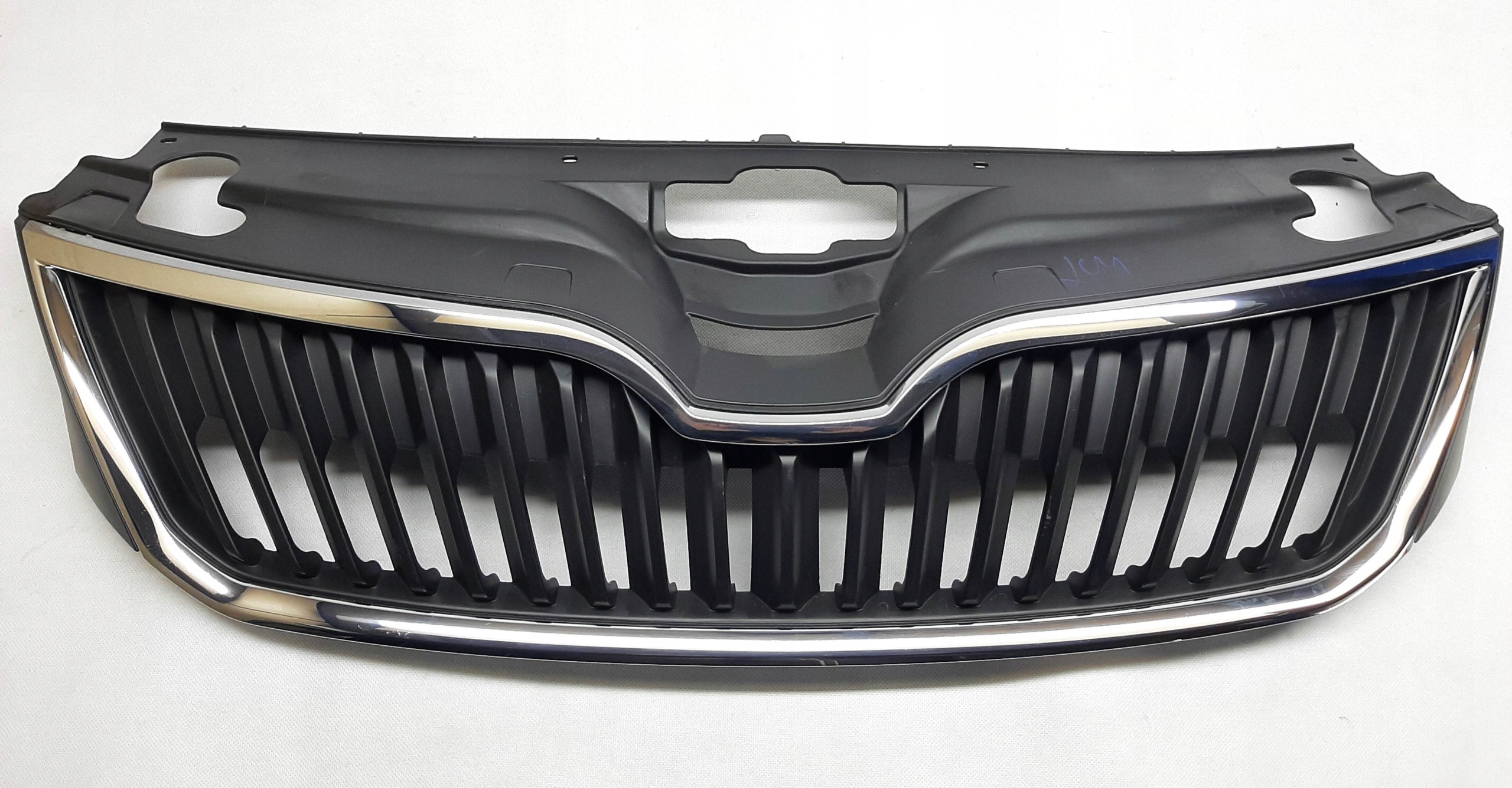 Skoda Rapid Atrapa Grill 5JA853668 maskownica przód front