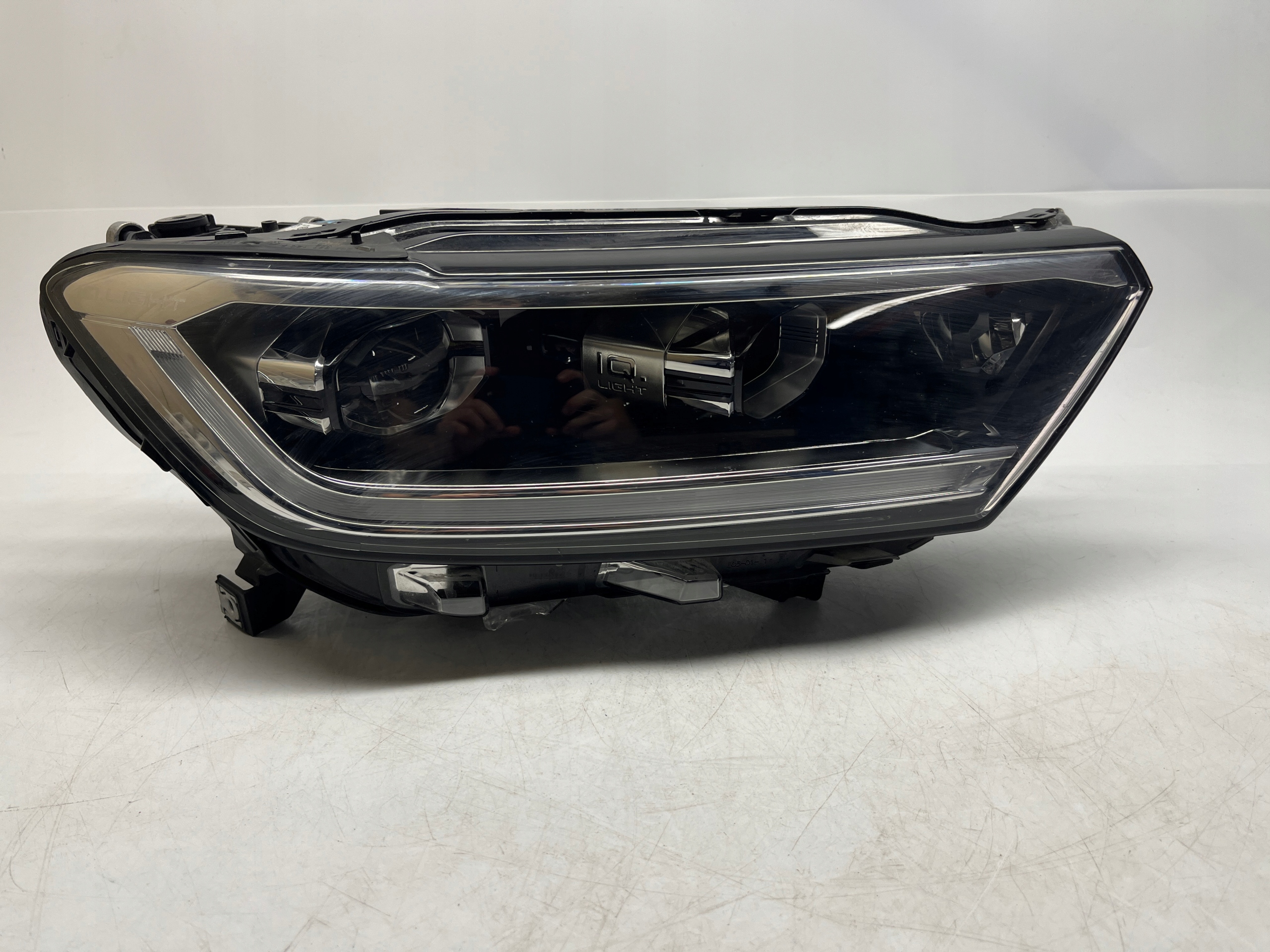 Volkswagen T-ROC REFLEKTOR LAMPA PRAWA PRZÓD LED MATRIX BEAM 2GA941036AT