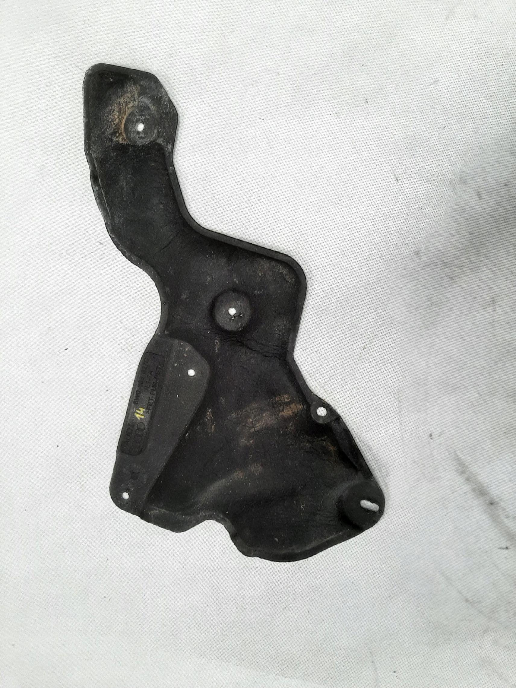 OSŁONA PODWOZIA AUDI A5 SPORTBACK LIFT 2020- 8W0863827G