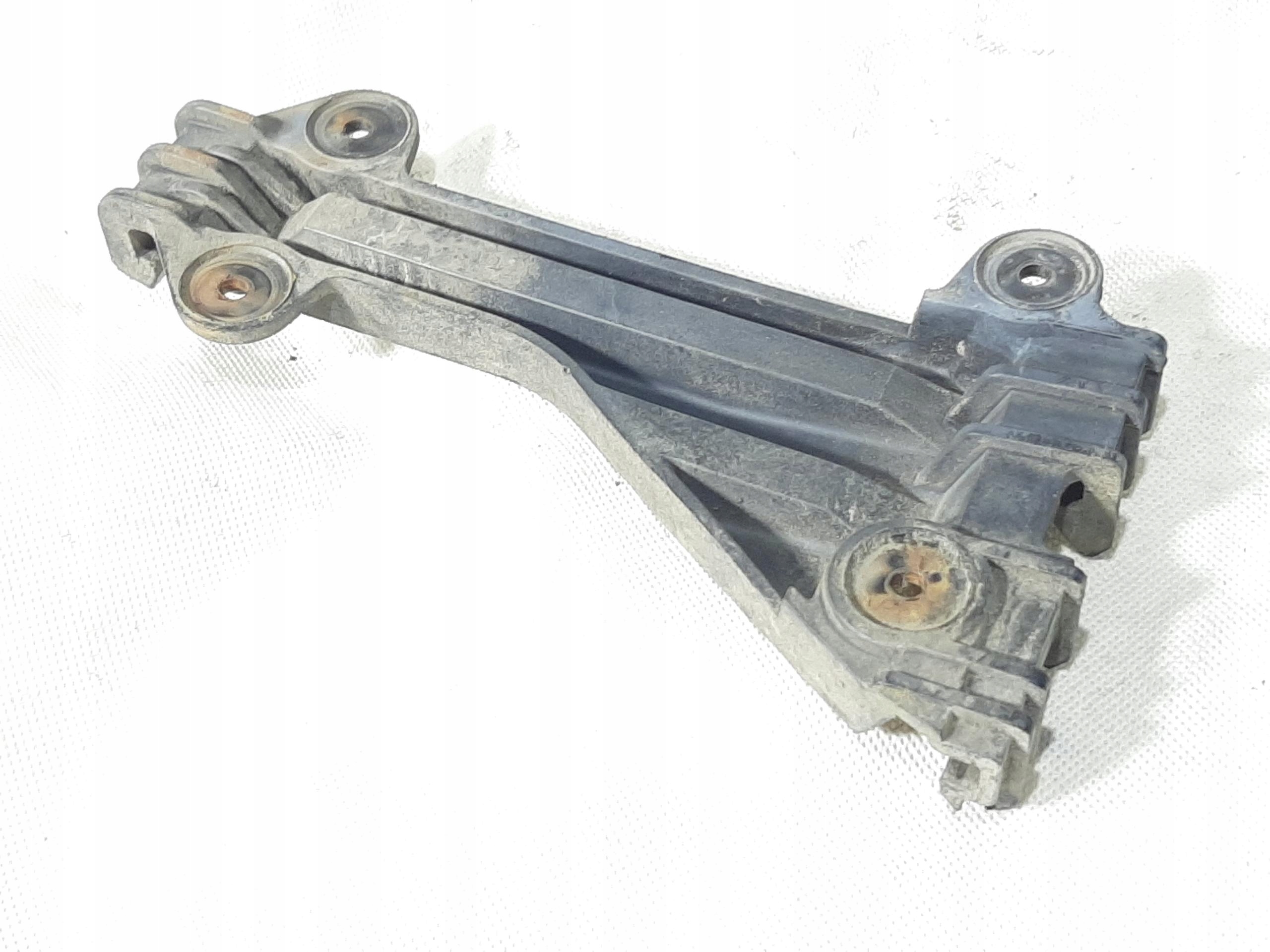 AUDI A6 C4 2.5 TDI 1990-96R ŚLIZG ZDERZAKA PRAWY PRZÓD 4A0807284A