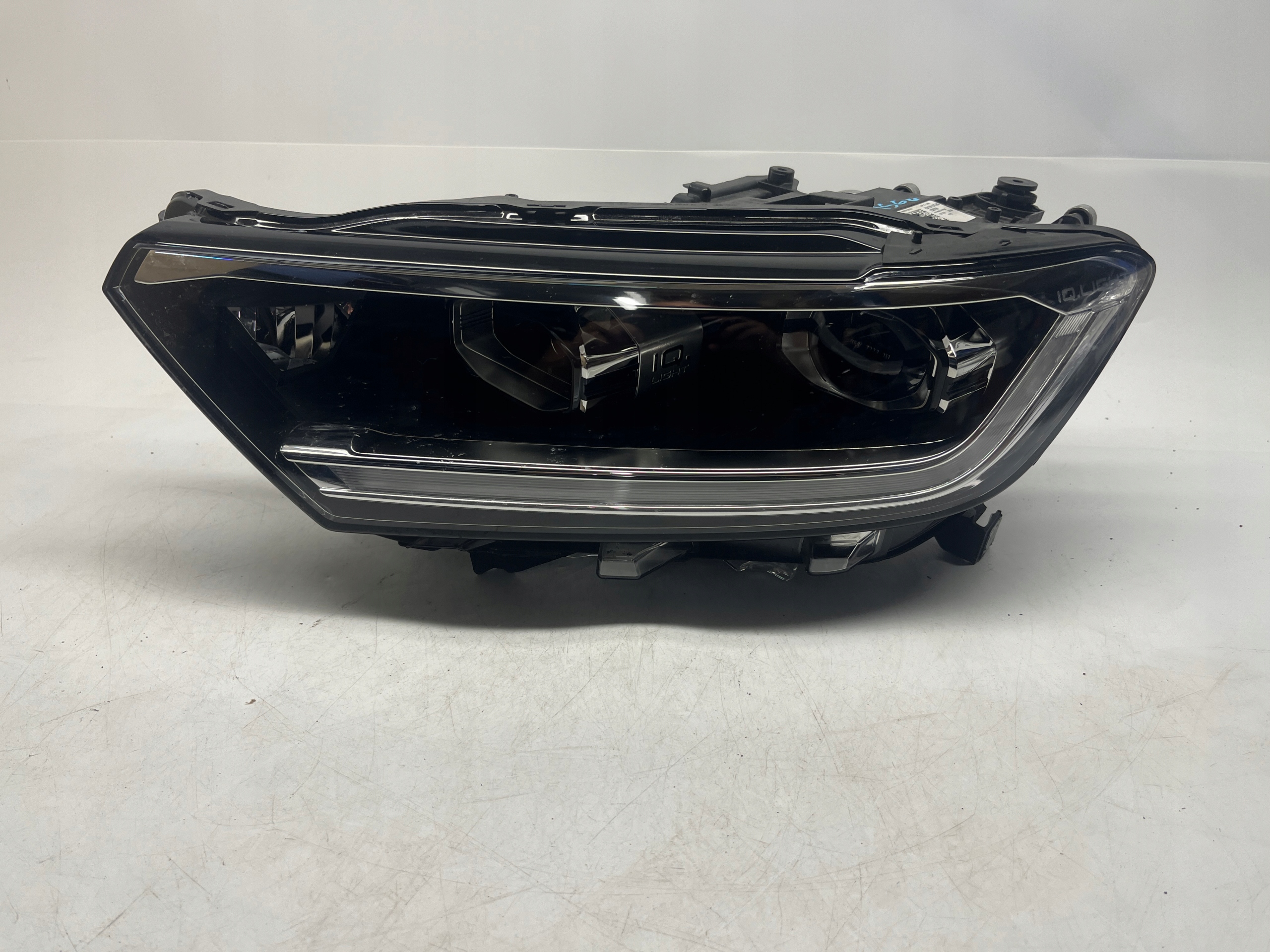 Volkswagen T-ROC REFLEKTOR LAMPA LEWA PRZÓD LED MATRIX BEAM 2GA941035BS