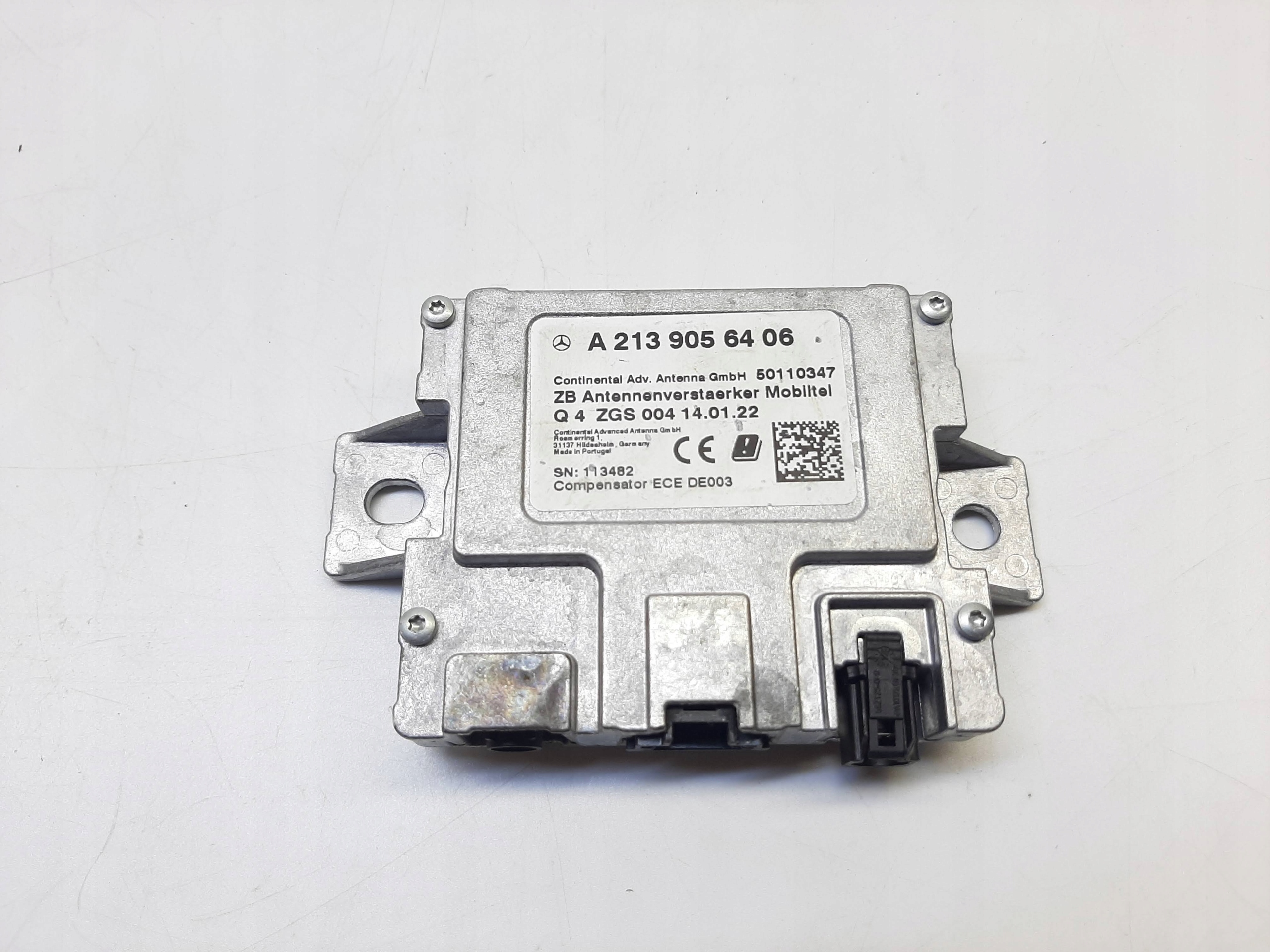 MERCEDES WZMACNIACZ ANTENY ANTE AMPLIFER A2139056406