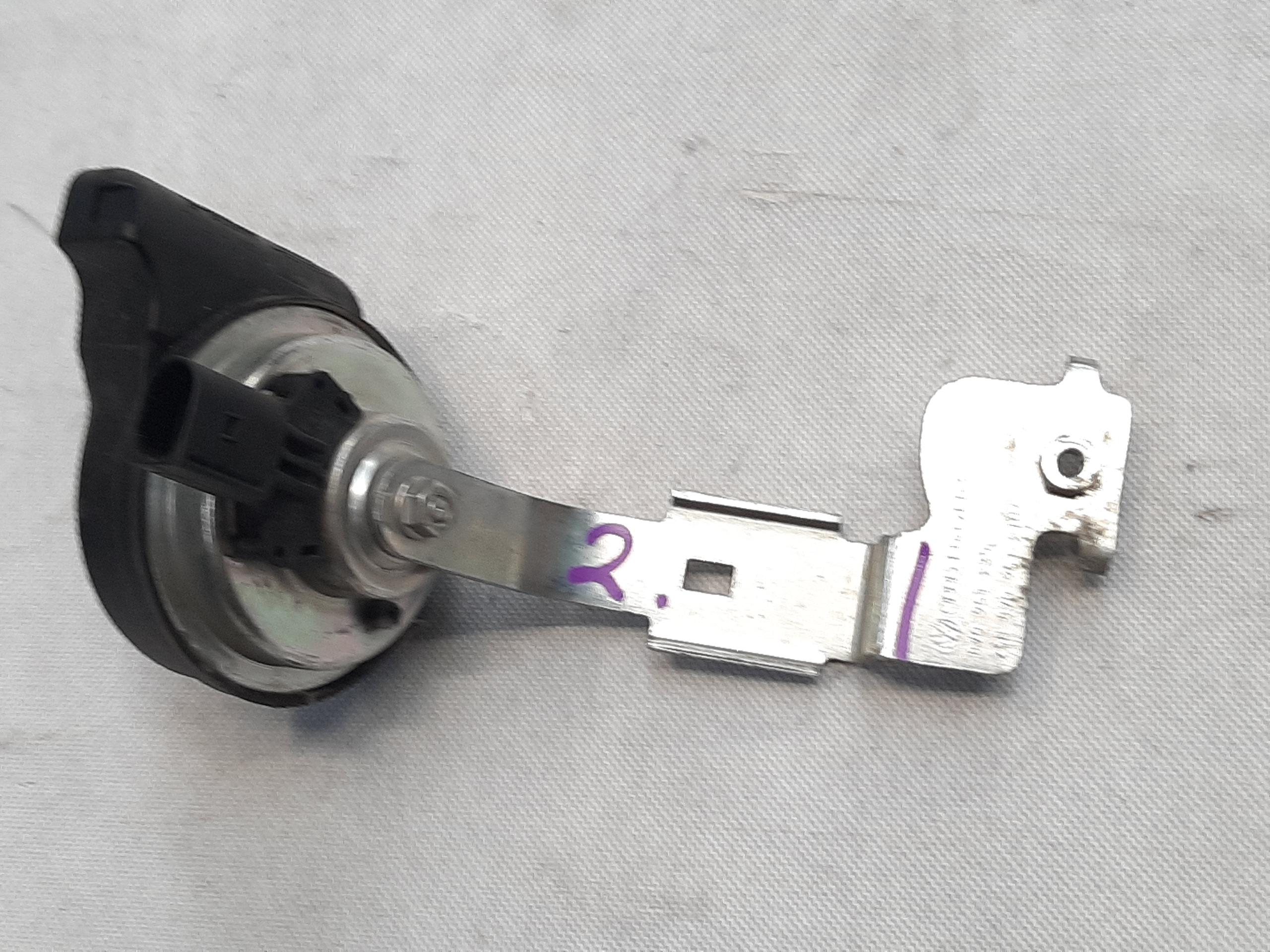 AUDI A3 8V HATCHBACK KLASKON SYGNAŁ DŹWIEKOWY 8V0951230