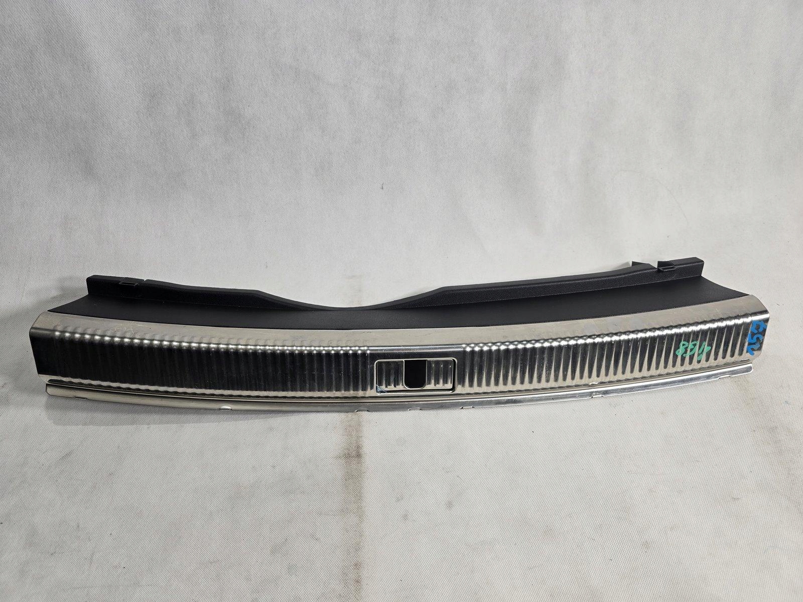 AUDI A7 C7 LIFT OSŁONA PASA TYLNEGO TYŁ MASKOWNICA 4G8863471