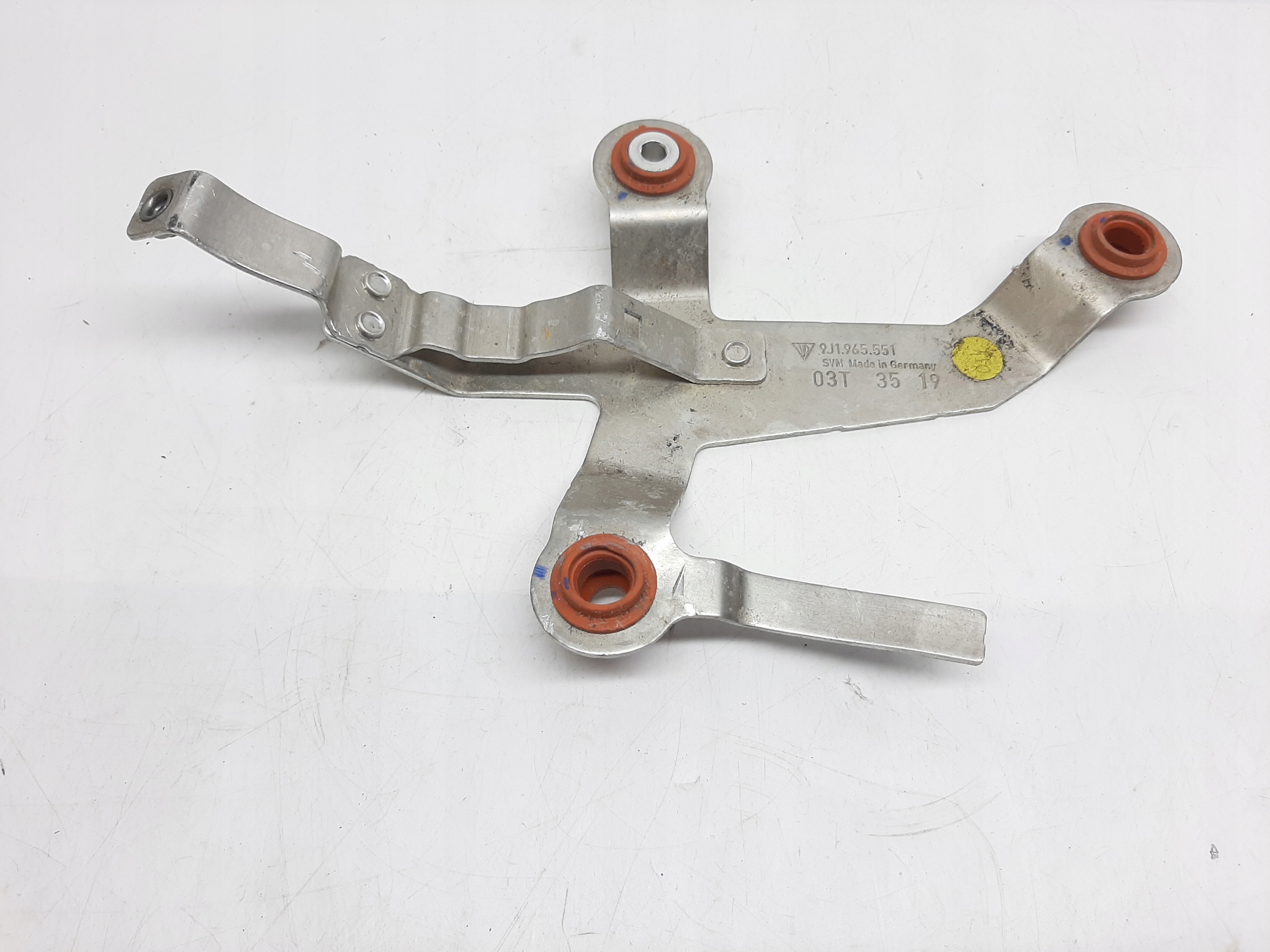 PORSCHE TAYCAN MOCOWANIE UCHWYT DODADKOWEJ POMPY WODY 9J1965551