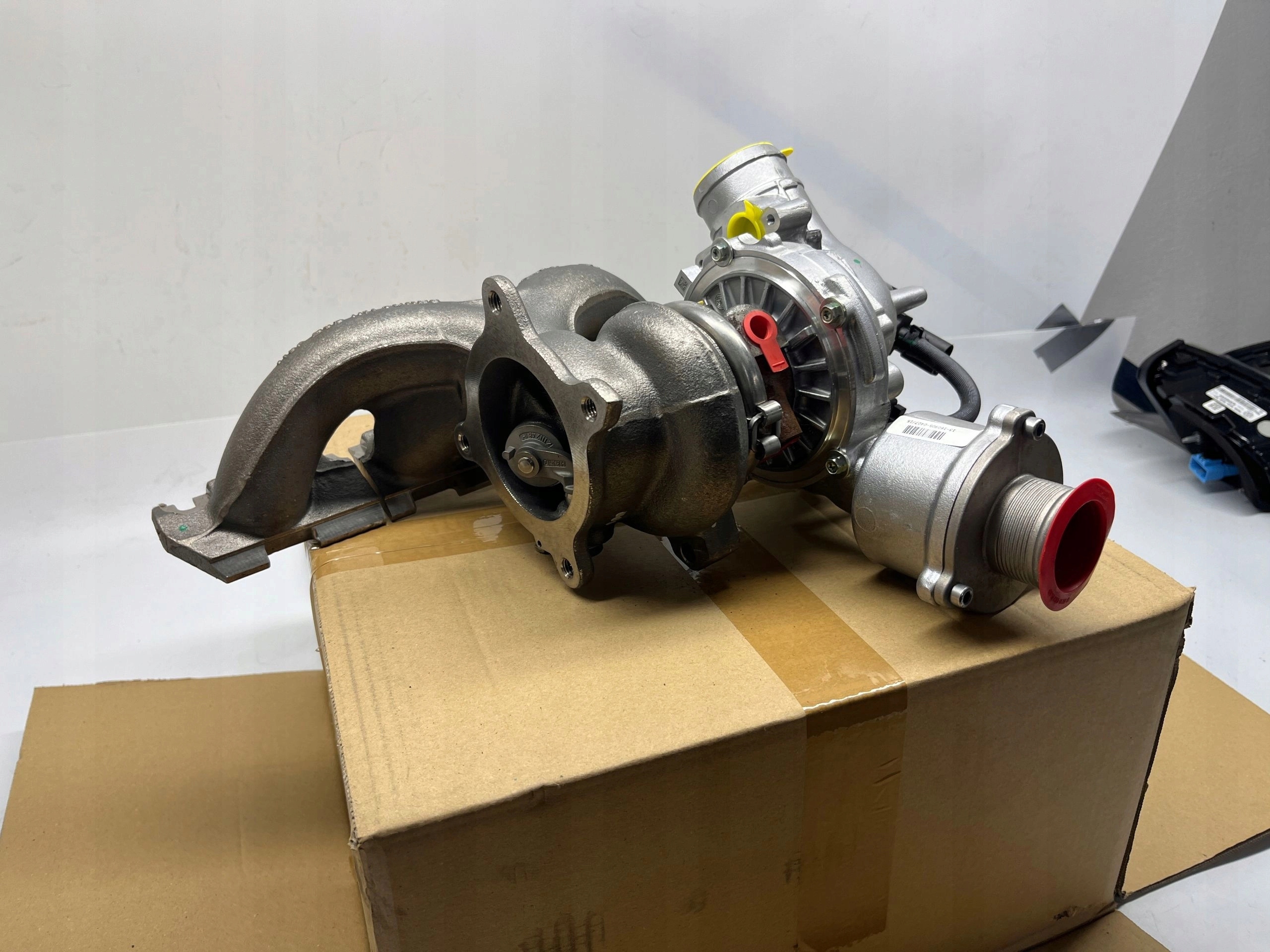 AUDI Q5 TURBO TURBINA TURBOSPRĘŻARKA NOWA GARRETT 06H145701D