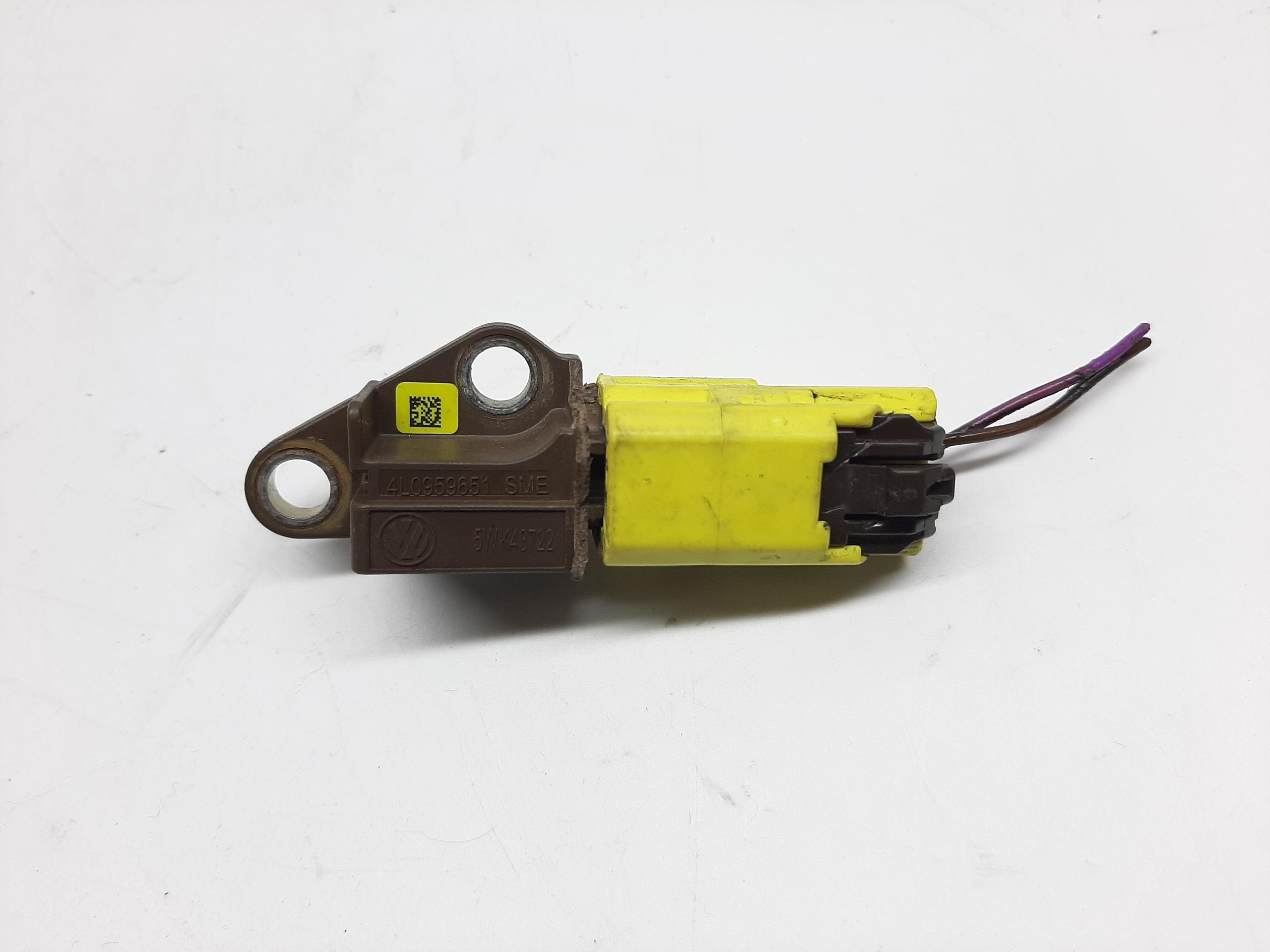 AUDI A6 C6 CZUJNIK UDERZENIOWY 4L0959651