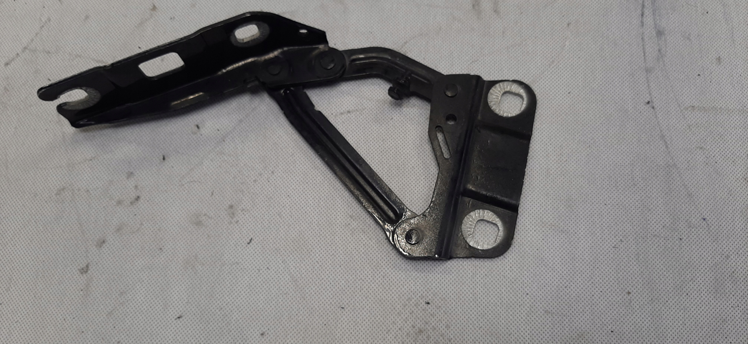 MERCEDES-BENZ R-CLASS W251 05-09 ZAWIAS MASKI PRAWY A251880022
