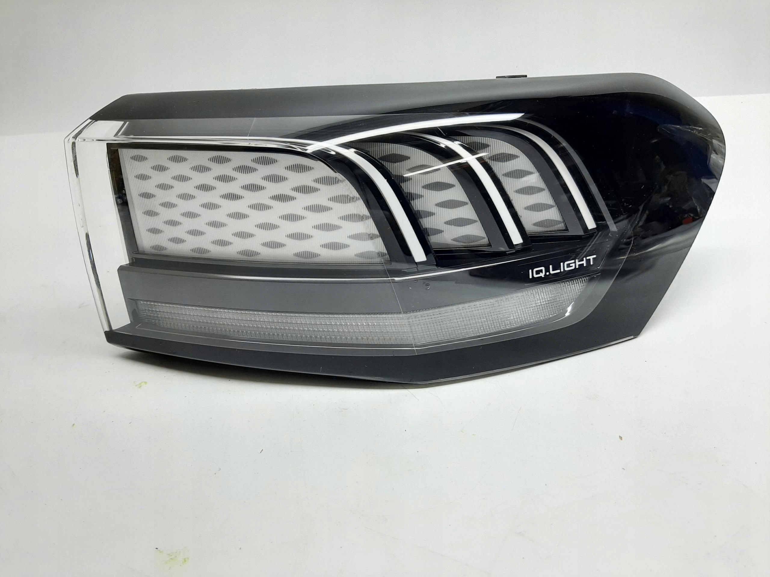 VW ID7 ID.7 LAMPA PRAWA TYLNA TYŁ IQ LIGHT LED 14B945208A