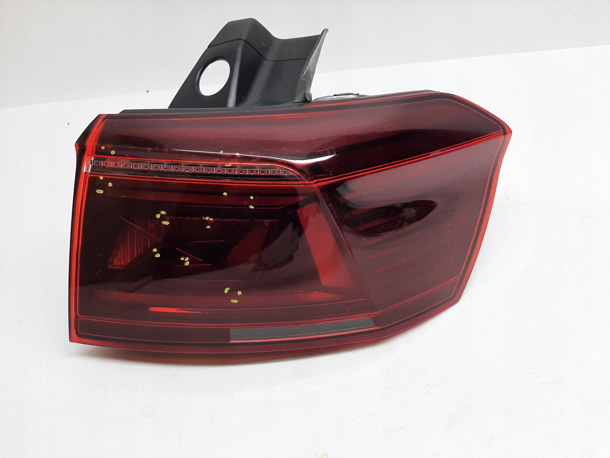 VW PASSAT B8 KOMBI LIFT LAMPA PRAWA TYLNA TYŁ LED 3G9945208P