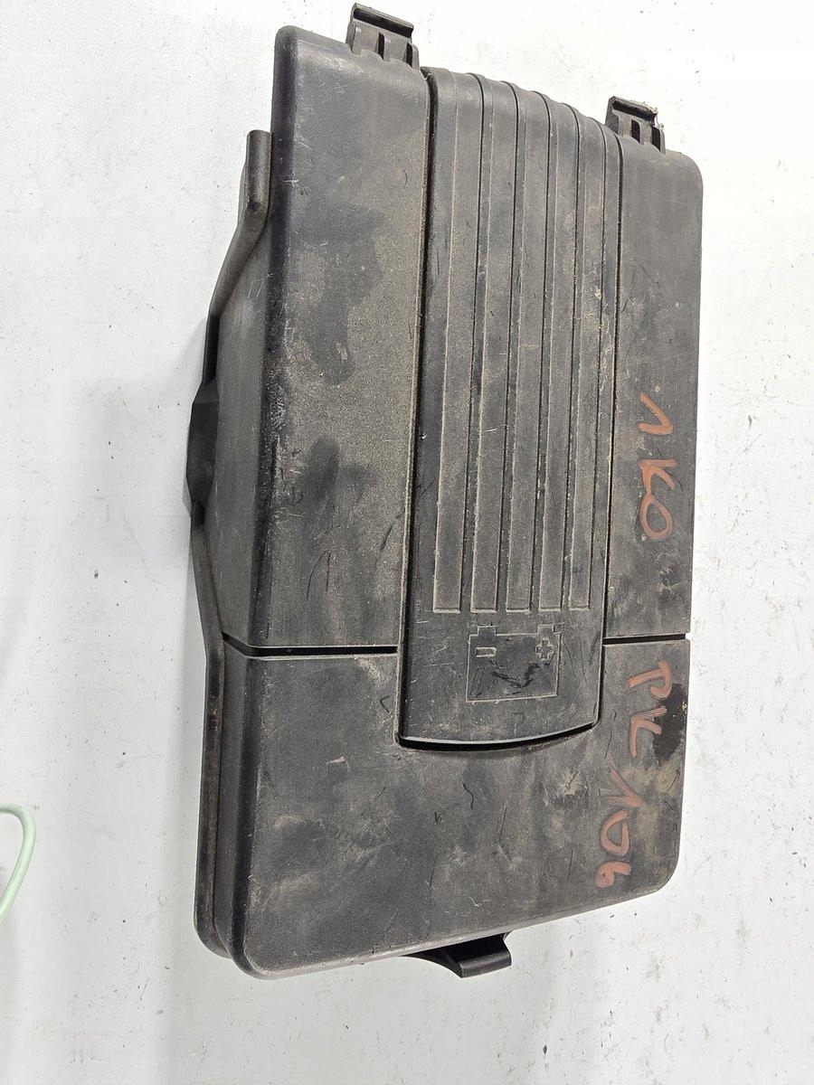 VW GOLF V AUDI A3 8P SKODA OCTAVIA II POKRYWA AKUMULATORA 1K0915443A