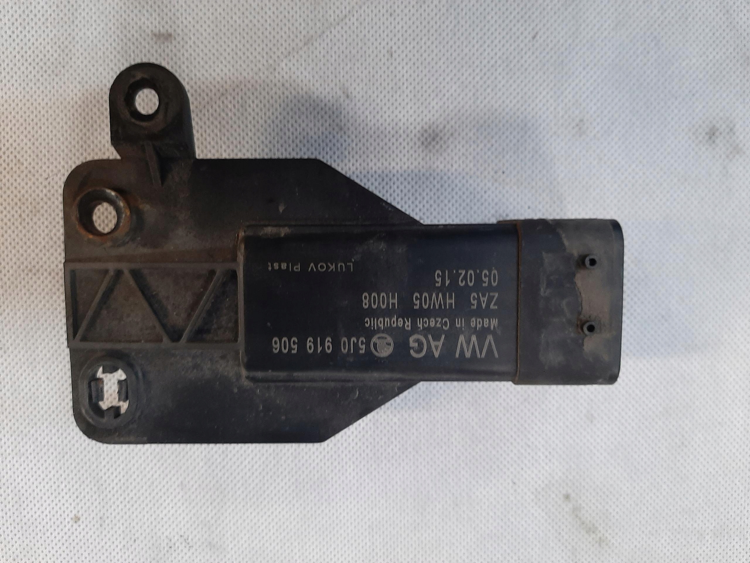 SKODA RAPID PRZEKAŹNIK WENTYLATORÓW 5J0919506