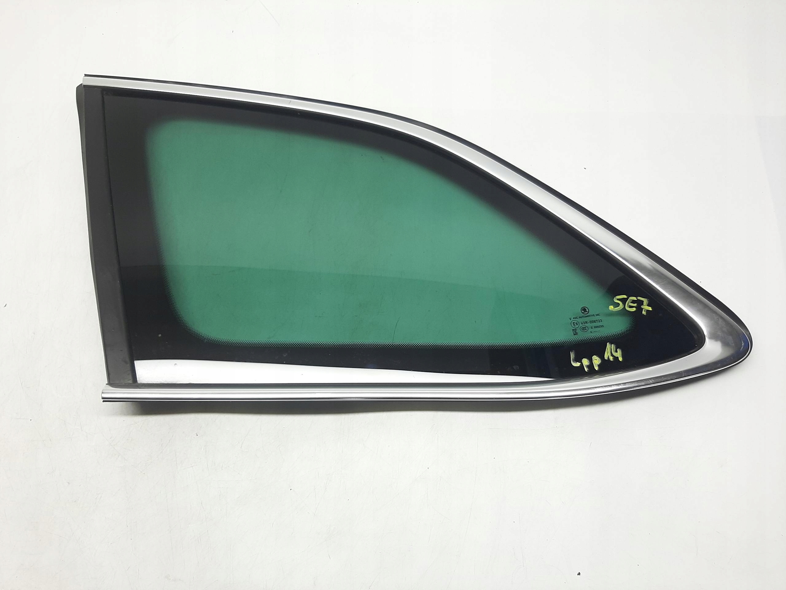 SKODA OCTAVIA IV COMBI SZYBA KAROSERYJNA LEWY TYŁ 5E7845297F