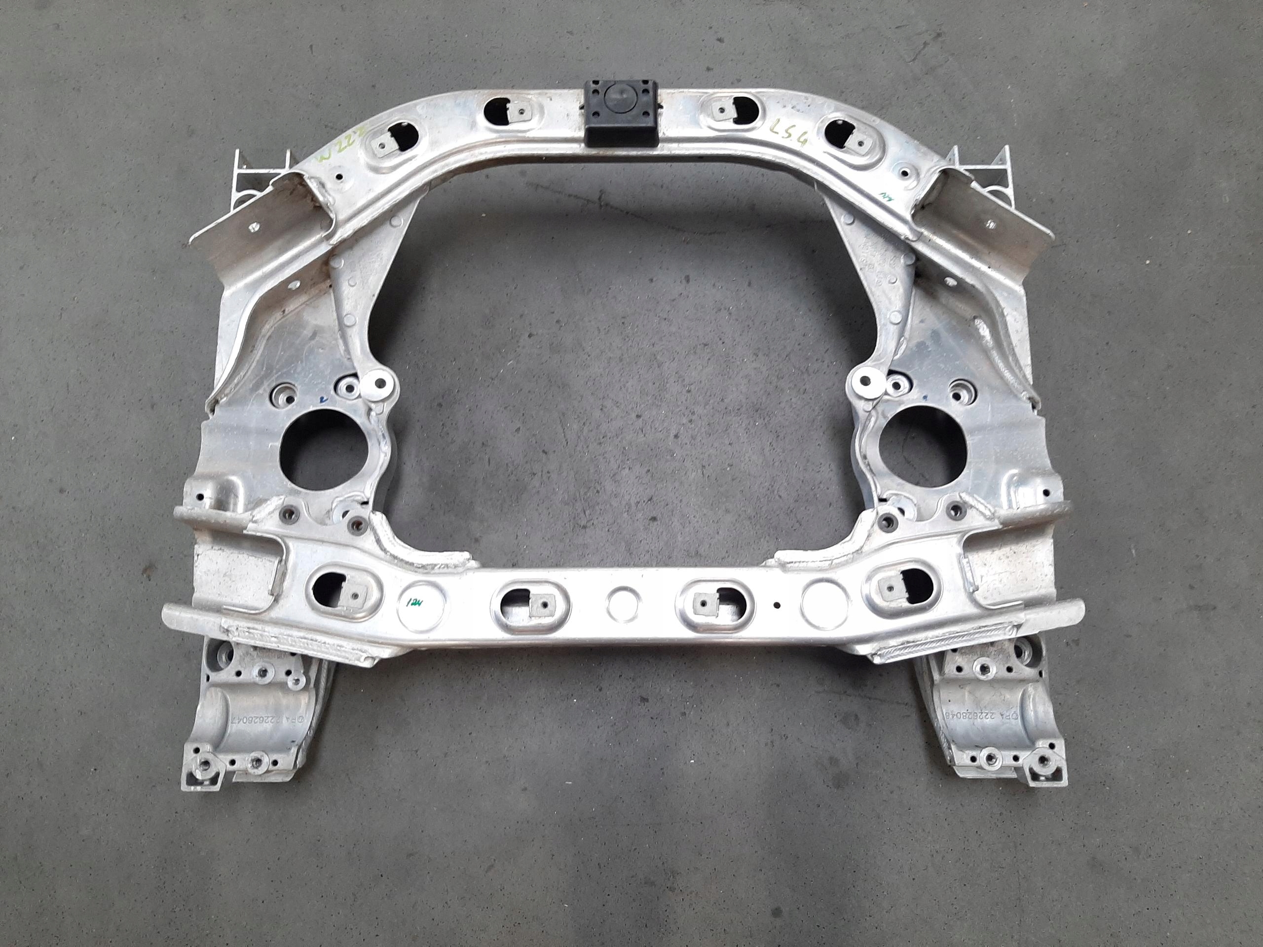 MERCEDES-BENZ S-CLASS W222 WÓZEK SANKI KOŁYSKA ZAWIESZENIA PRZÓD A222628046