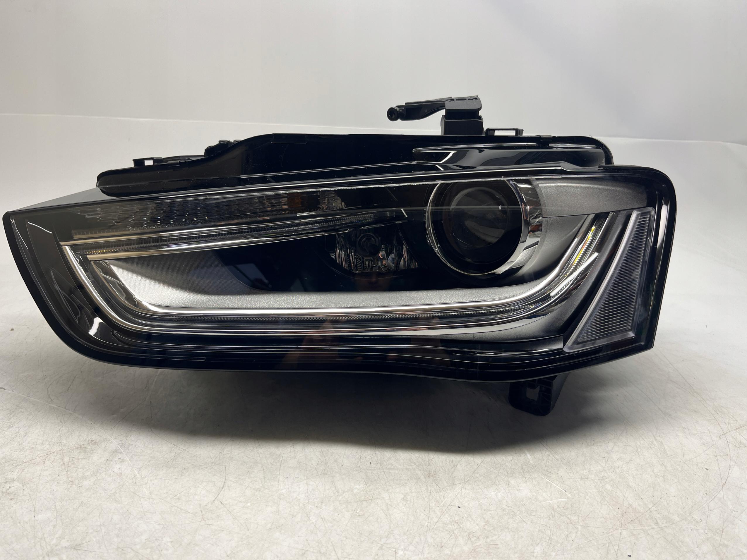 AUDI A4 S4 RS4 REFLEKTOR LAMPA LEWA XENON 8K0941031C 8K0941753C