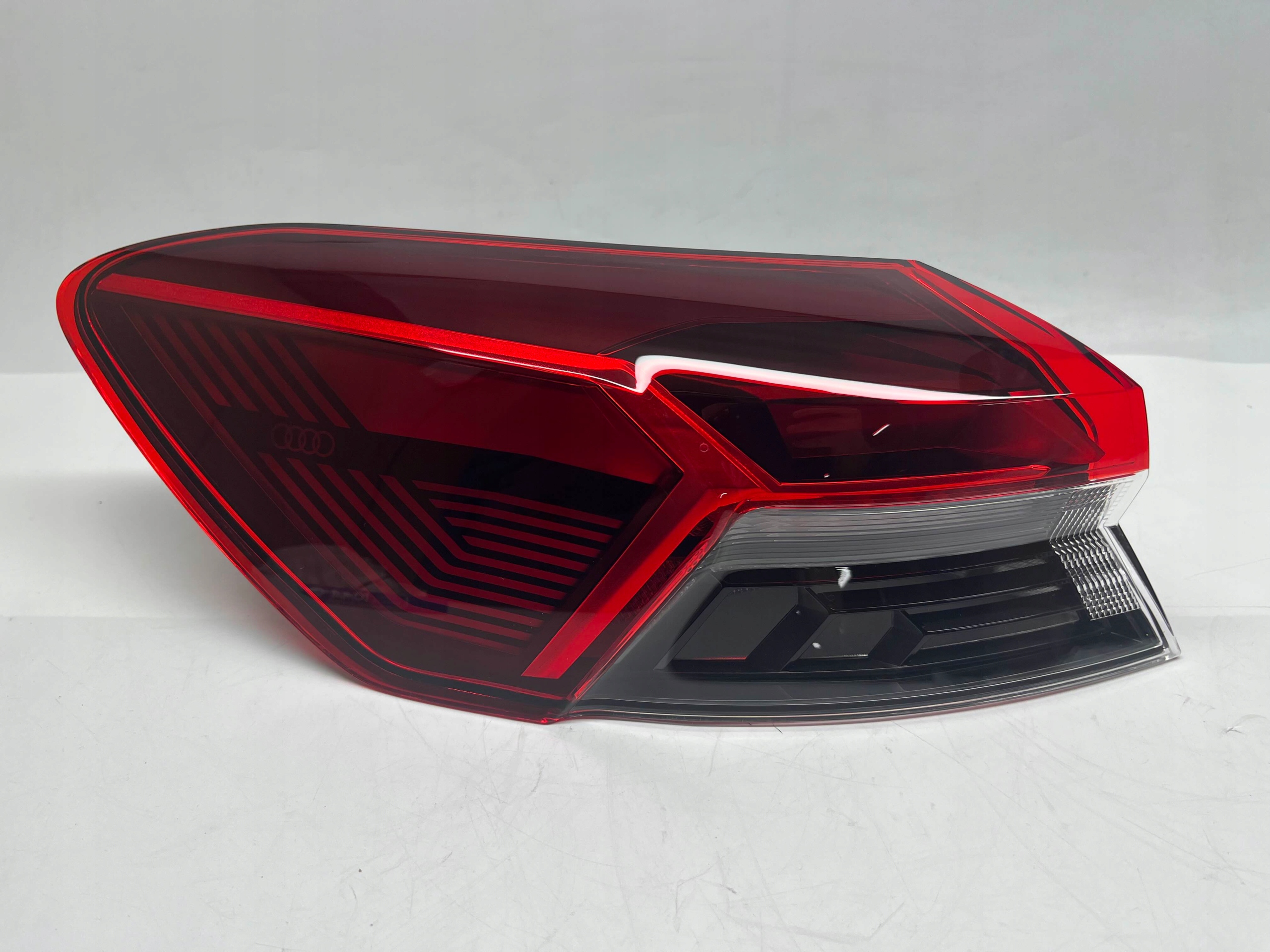 Audi Q4 E-Tron (2022-) Lampa Tył Tylna Lewa Animacja 89A945091