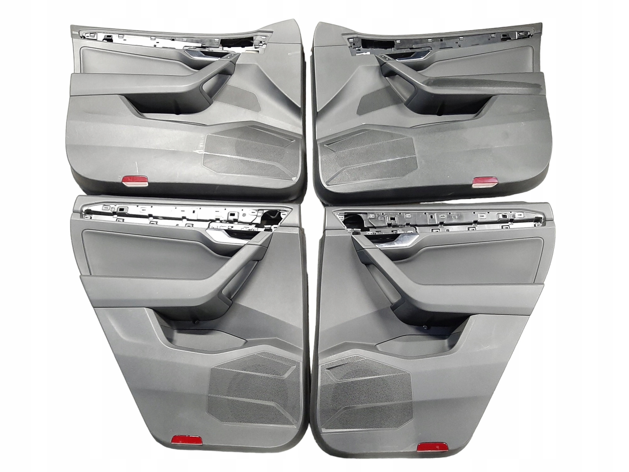 VW TOUAREG 18-24 TAPICERKA WNĘTRZE DRZWI BOCZKI DRZWI 760837114 760837113
