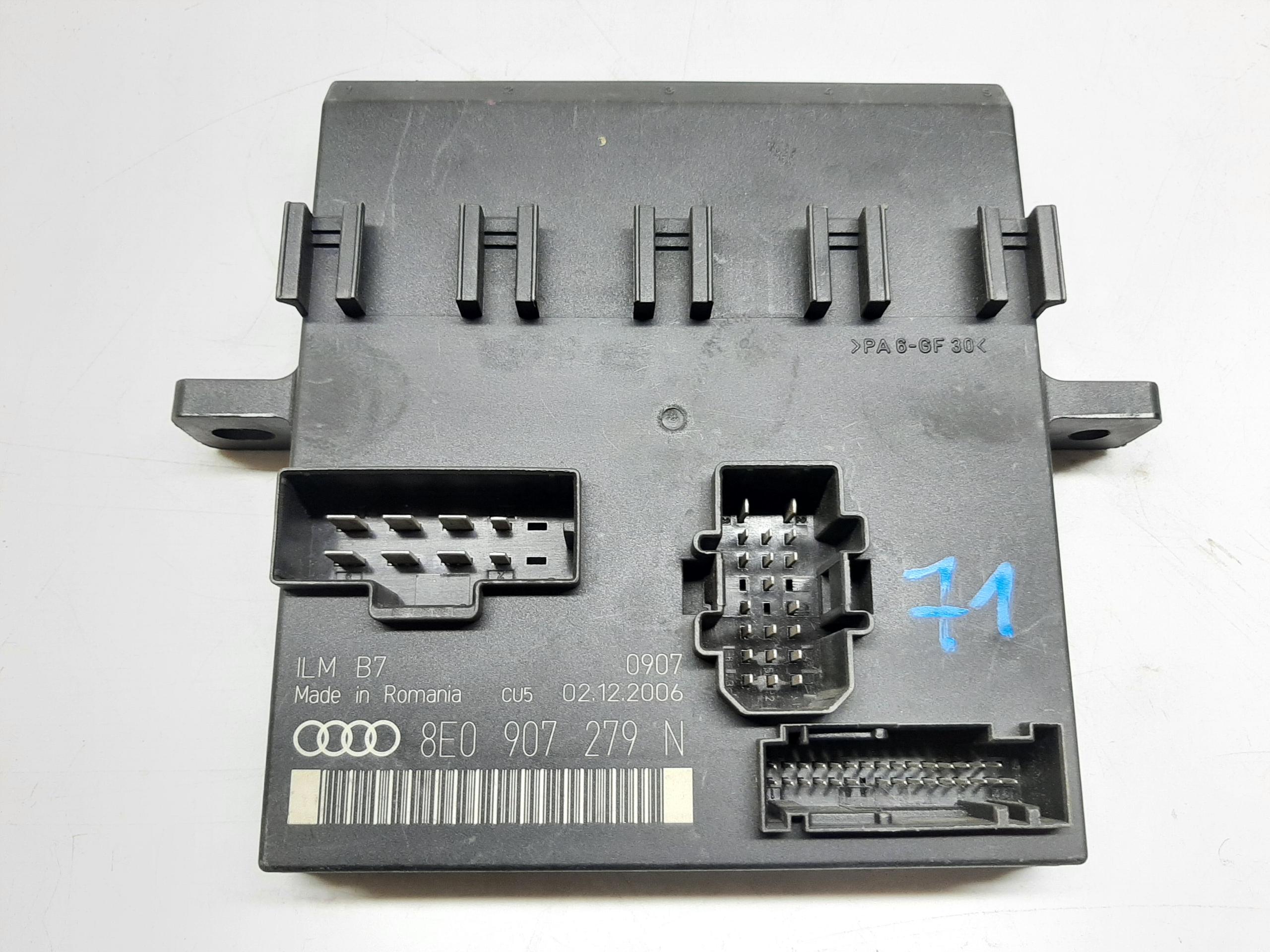 AUDI A4 B7 2004- MODUŁ STEROWNIK ŚWIATEŁ 8E0907279N