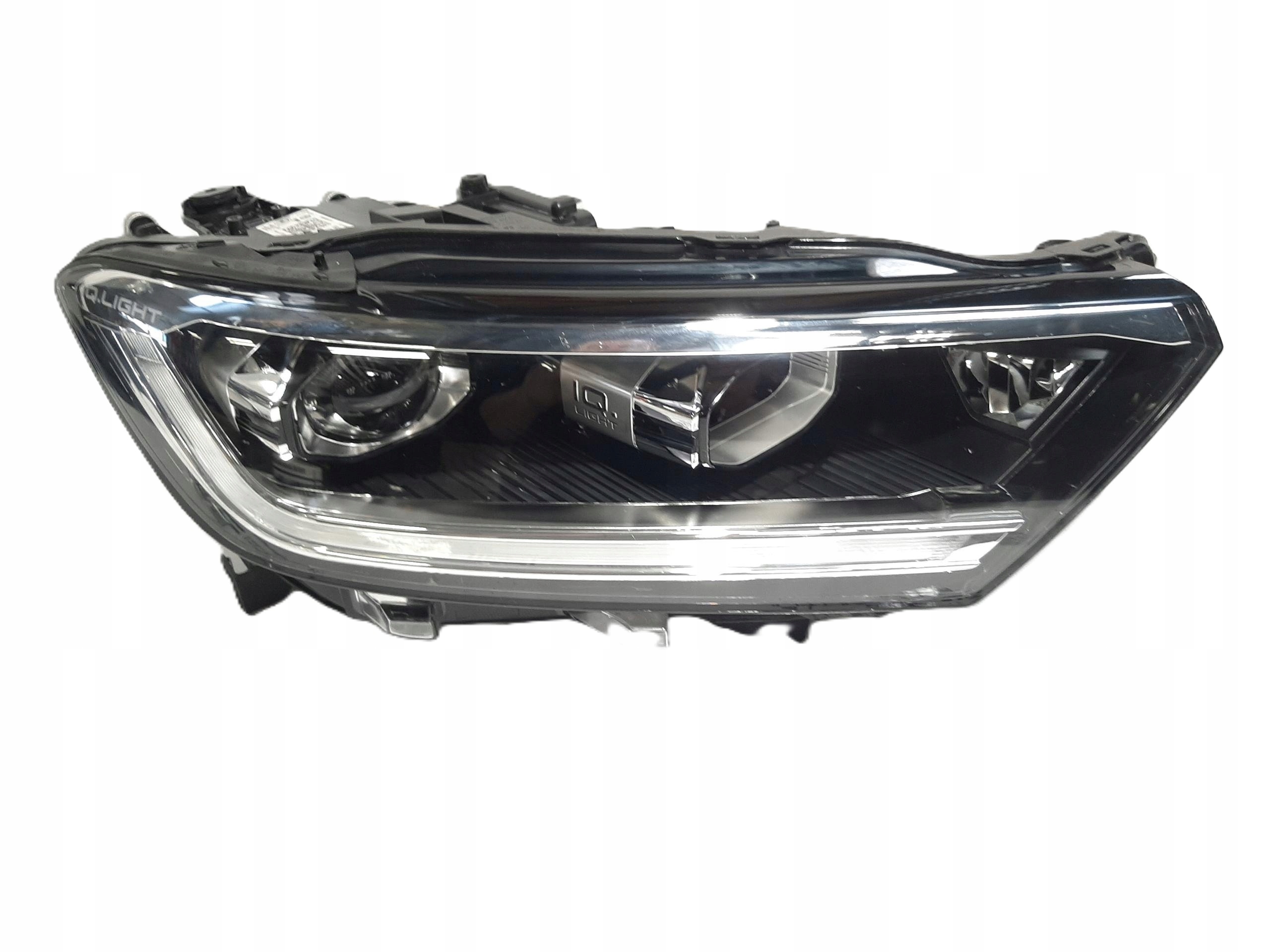 VW T-ROC I LIFT REFLEKTOR LAMPA PRAWY FULL LED IQ LIGHT 2GA941036AP LC05811