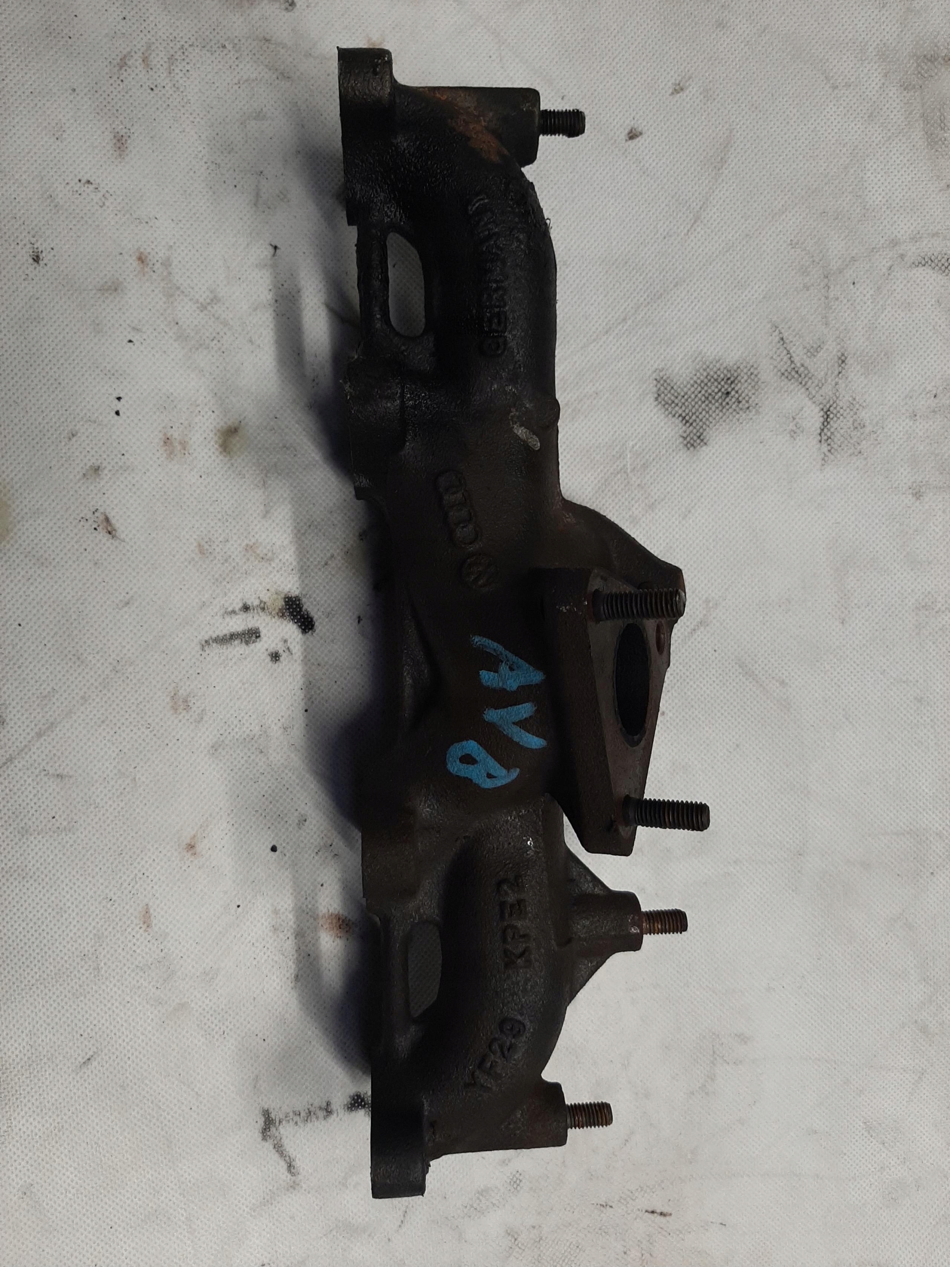 AUDI A4 B5 KOLEKTOR WYDECHOWY 1.9 TDI 028253033AG