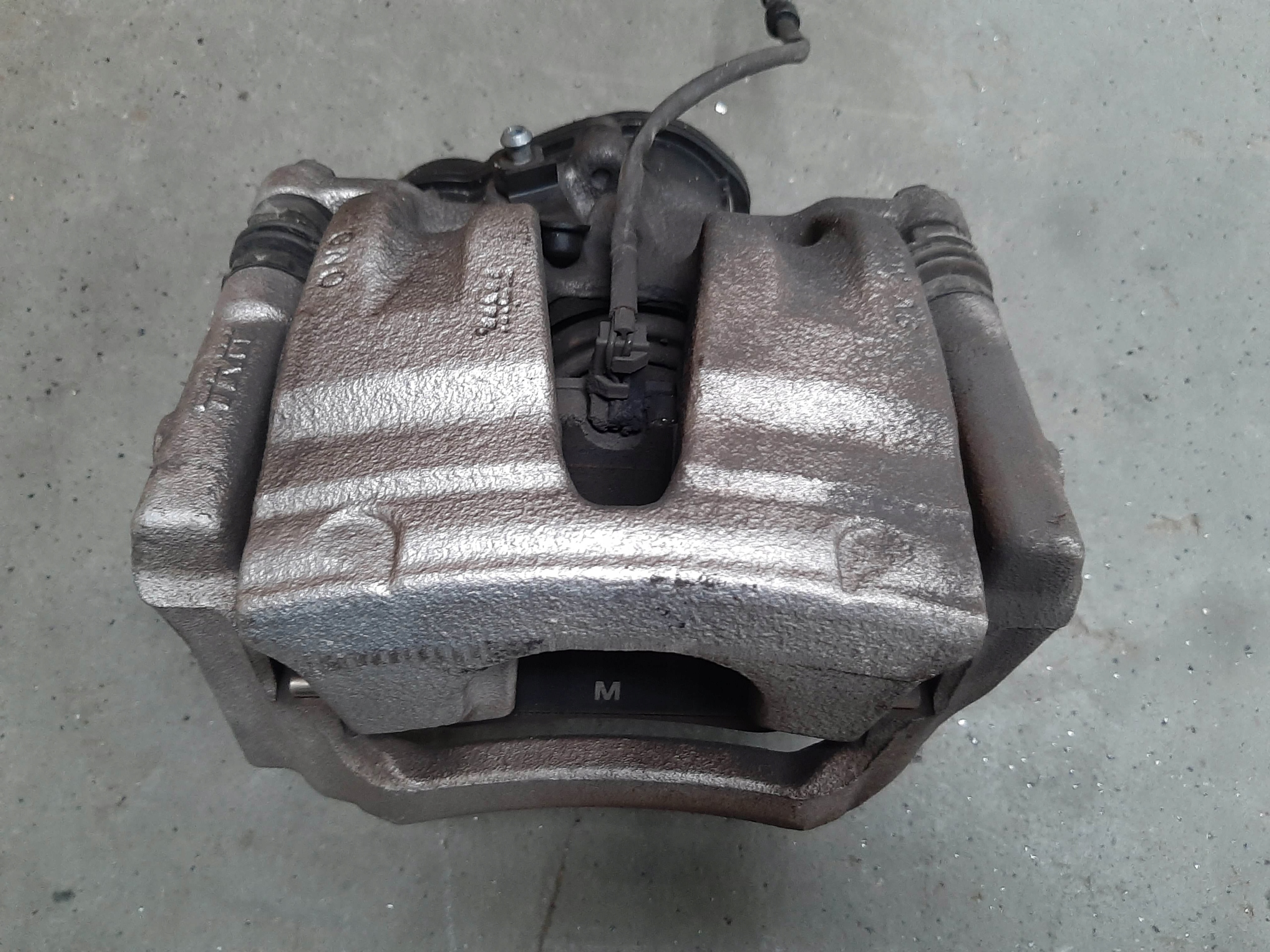 Audi Q7 Zacisk hamulcowy tył 4M0615406CA prawy