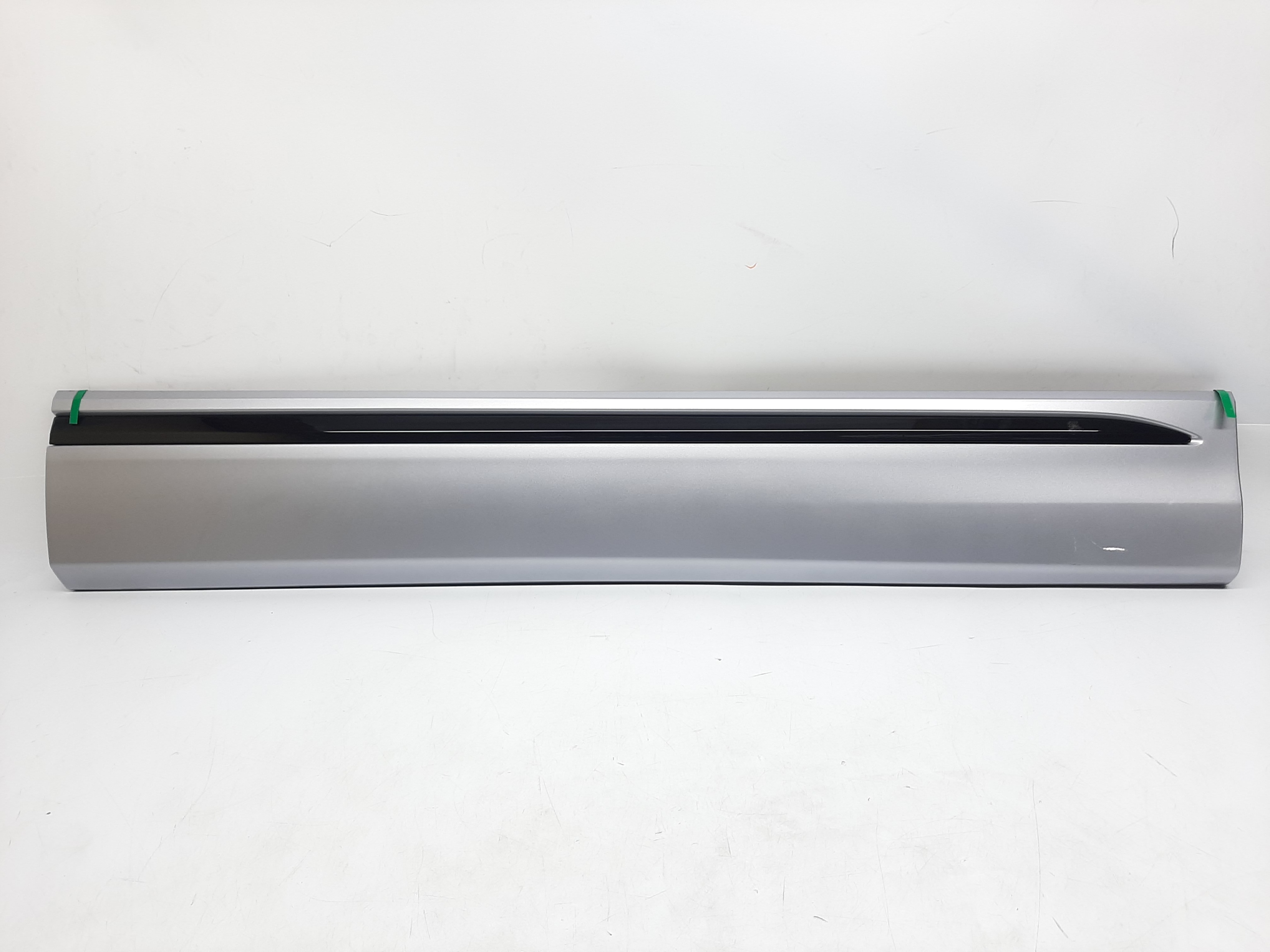 AUDI Q8 NAKŁADKA LISTWA DRZWI PRAWY PRZÓD 4M8853960C