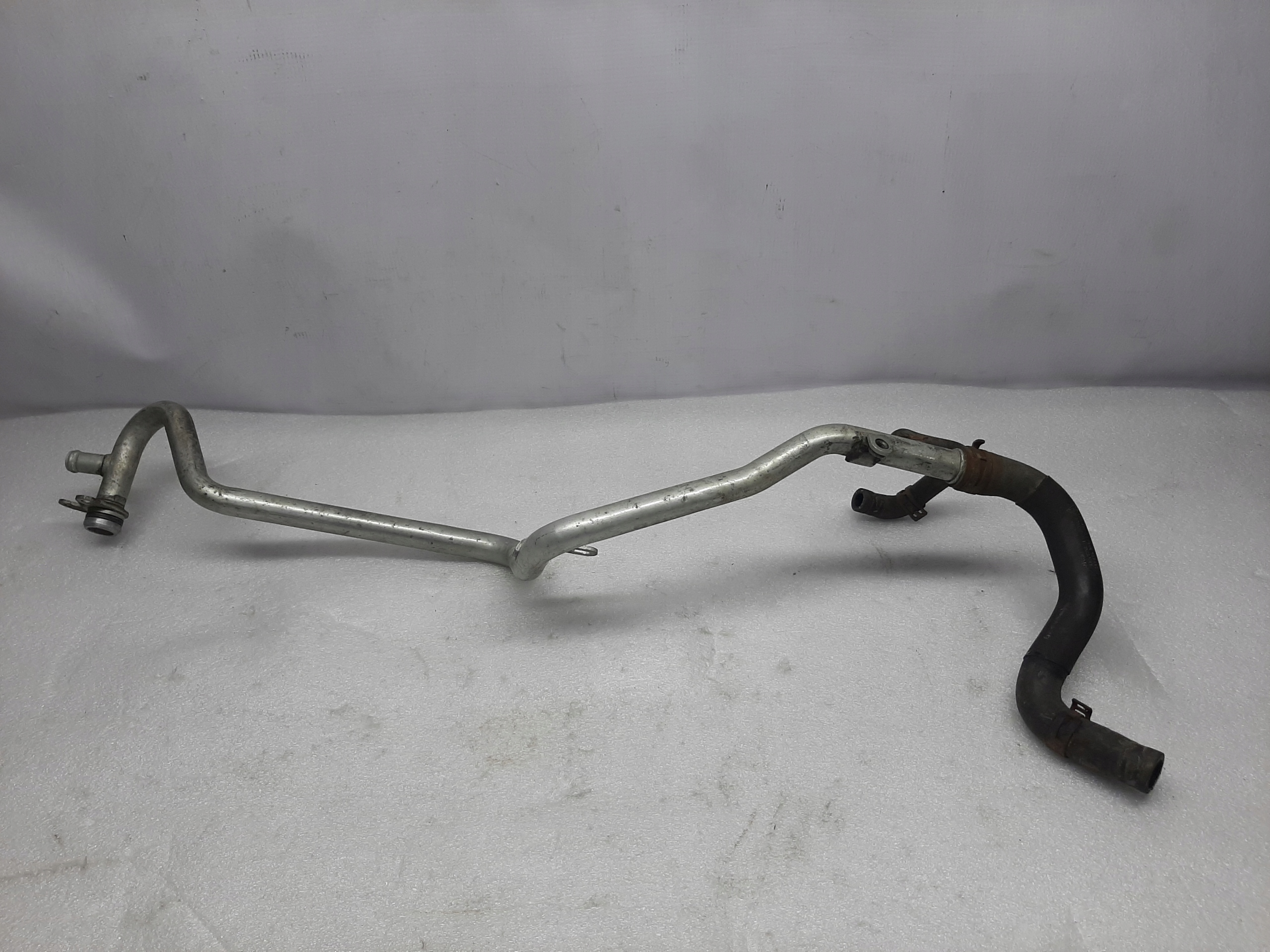 Porsche Cayenne 4.8 V8 Przewód Rura 94810602210