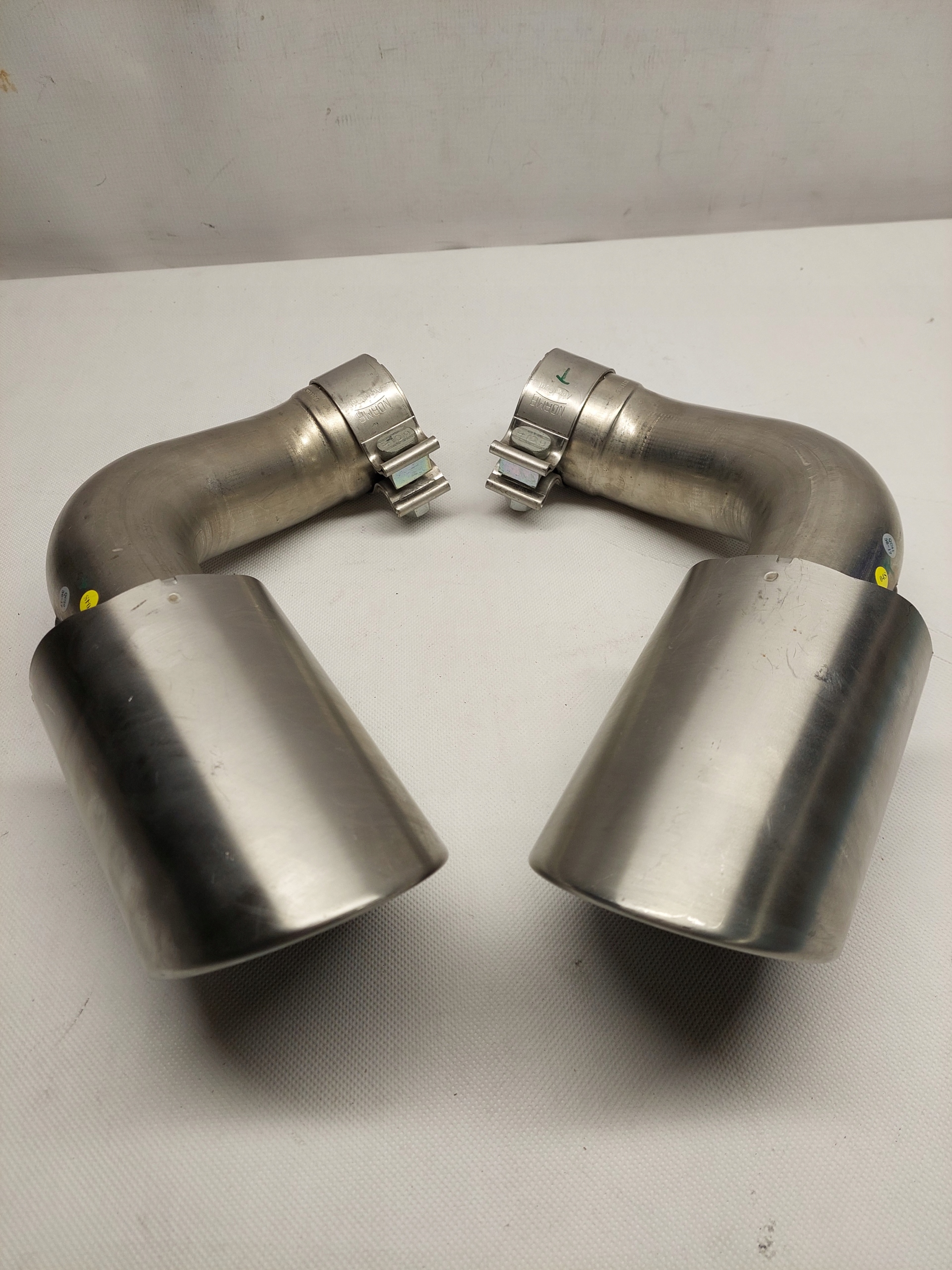 Porsche CAYENNE OE 9Y0253825A końcówki tłumika para