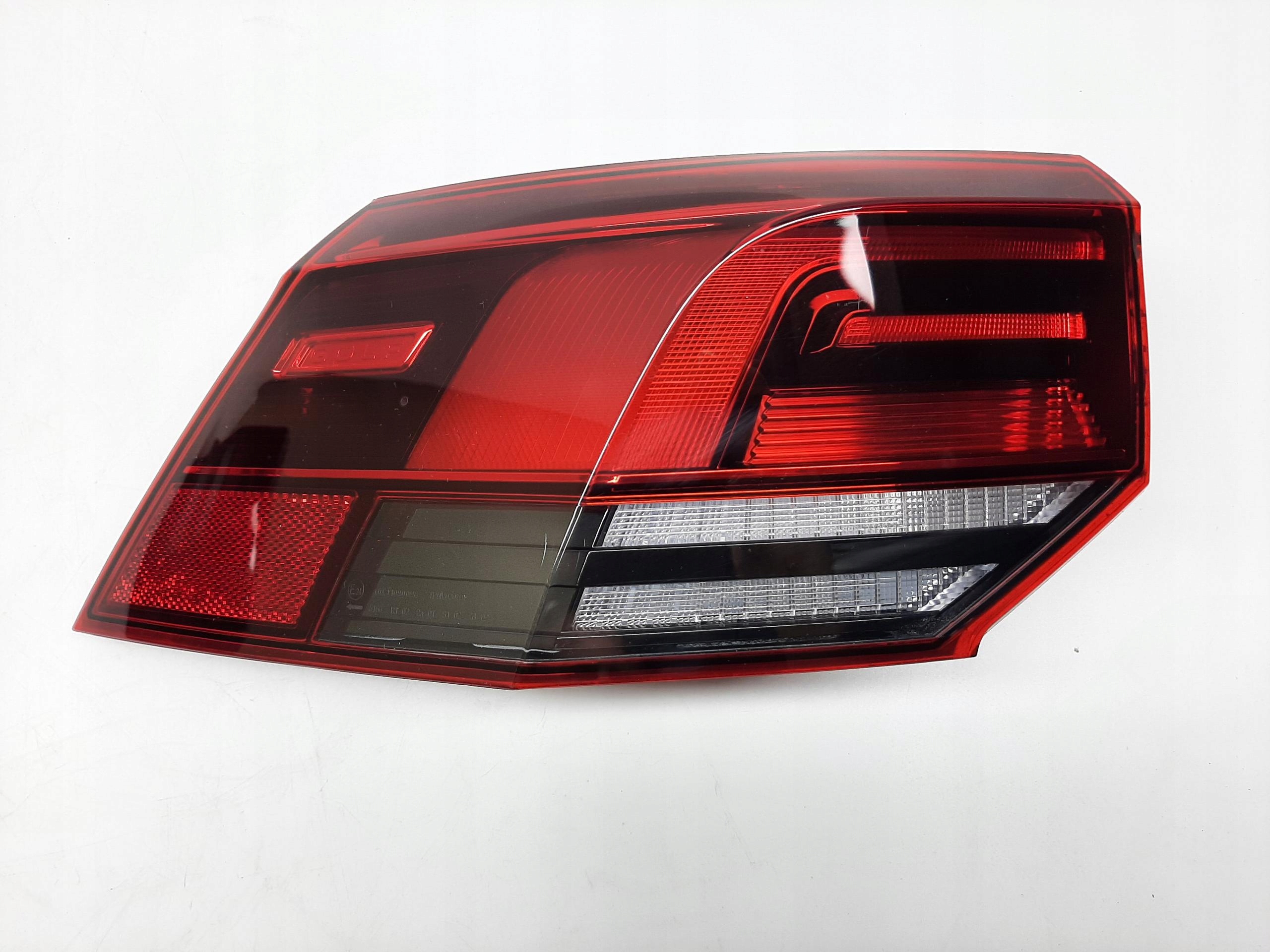 VW GOLF VIII LAMPA LEWA TYLNA TYŁ LED 5H0945095C
