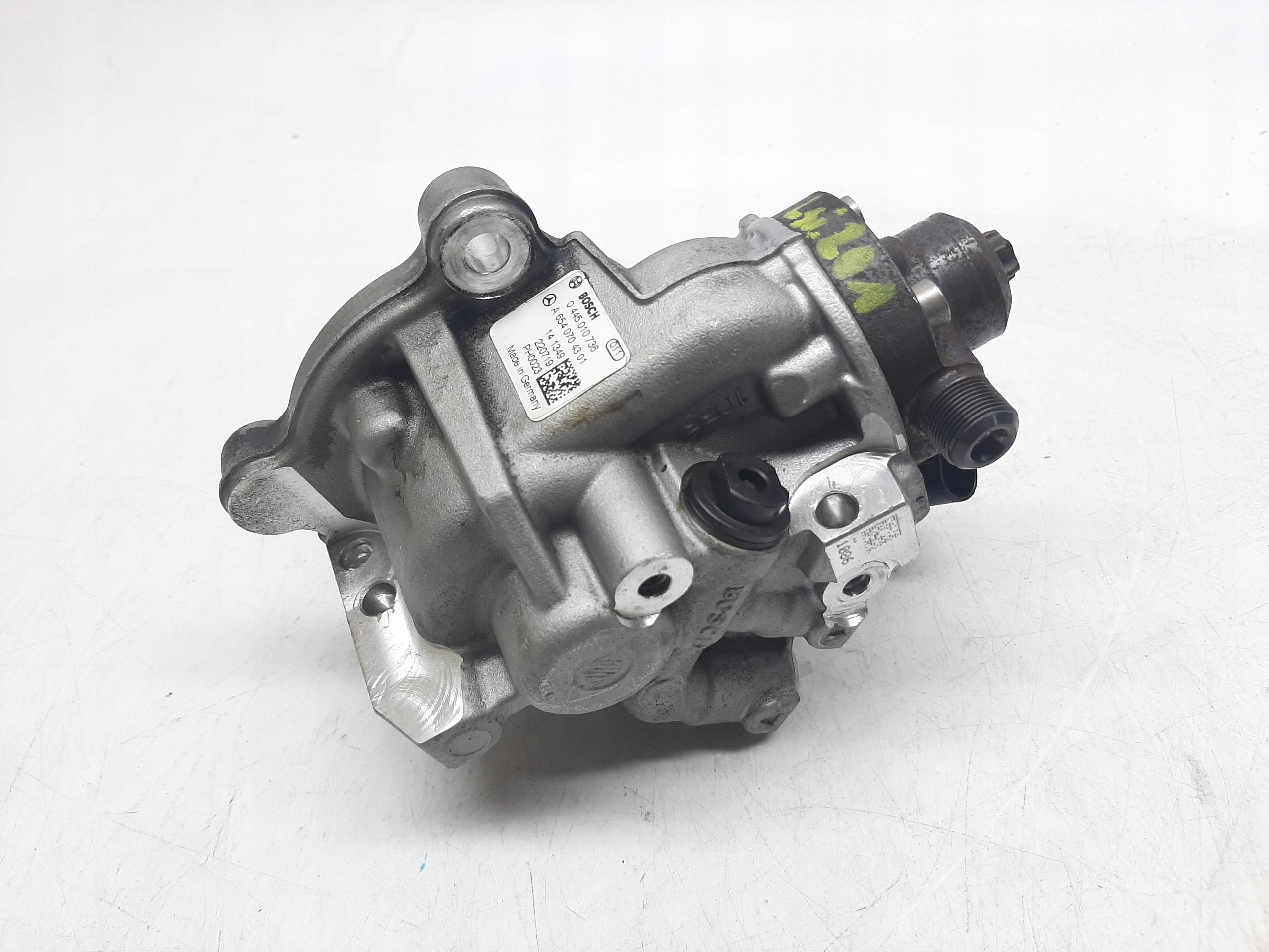 MERCEDES-BENZ C-CLASS W205 POMPA WTRYSKOWA 2.0 CDI A6540704301 0445010736