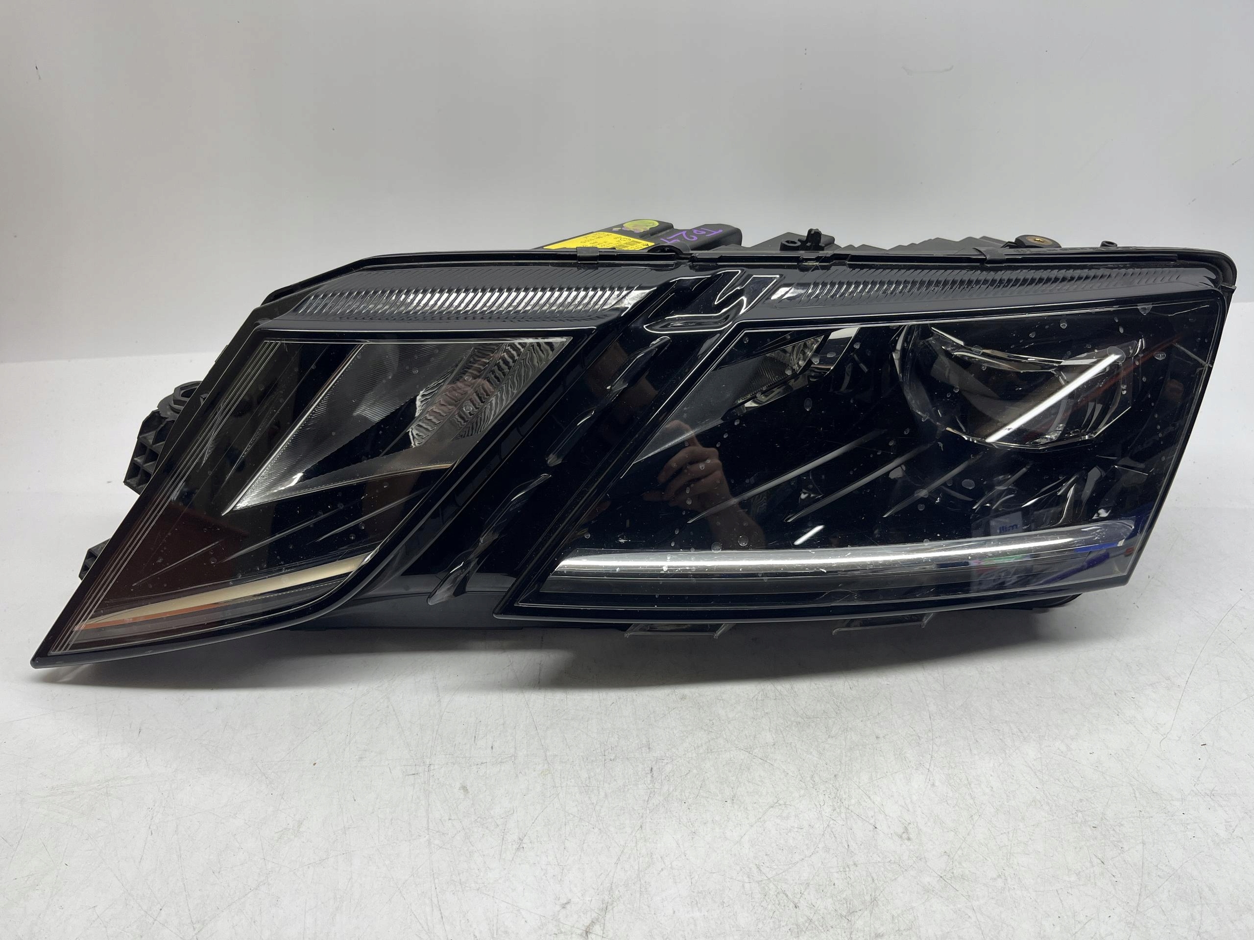 SKODA Octavia Reflektor Lampa Przód LEWY LED 5E1941015D