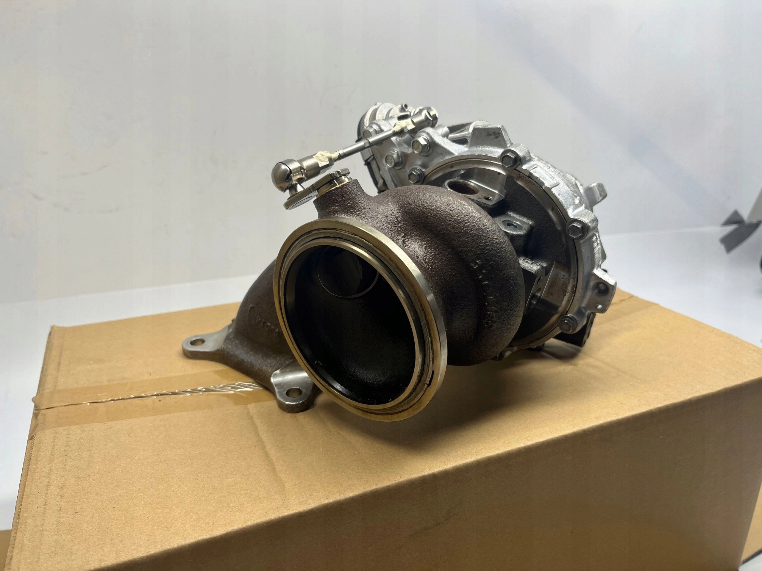 Vw Golf Tiguan 2.0 TSI Turbo Turbina Turbosprężarka 1Km 06Q145702B