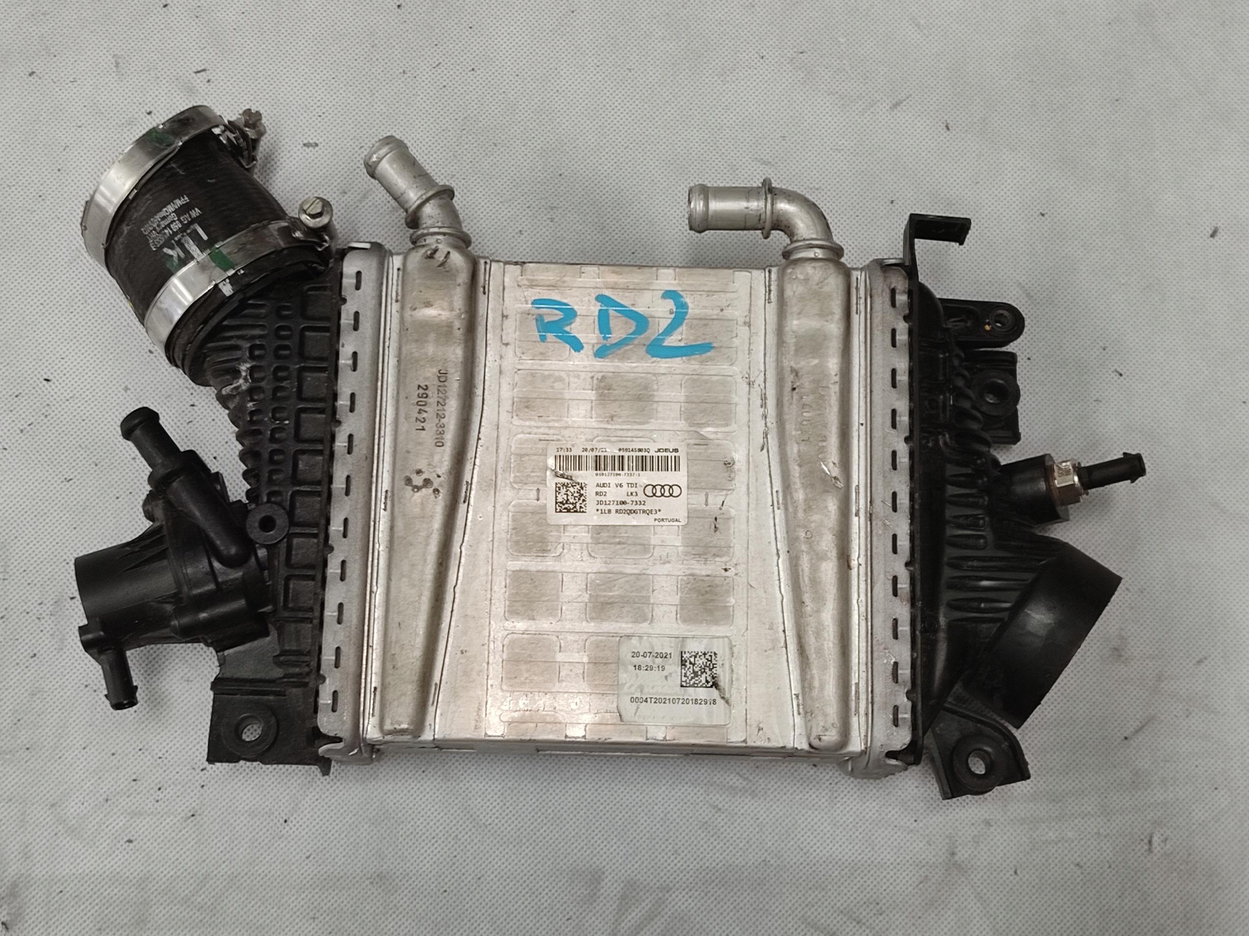 AUDI A4 B9 A6 C8 INTERCOOLER CHŁODNICA POWIETRZA 059145803Q 06M145710F