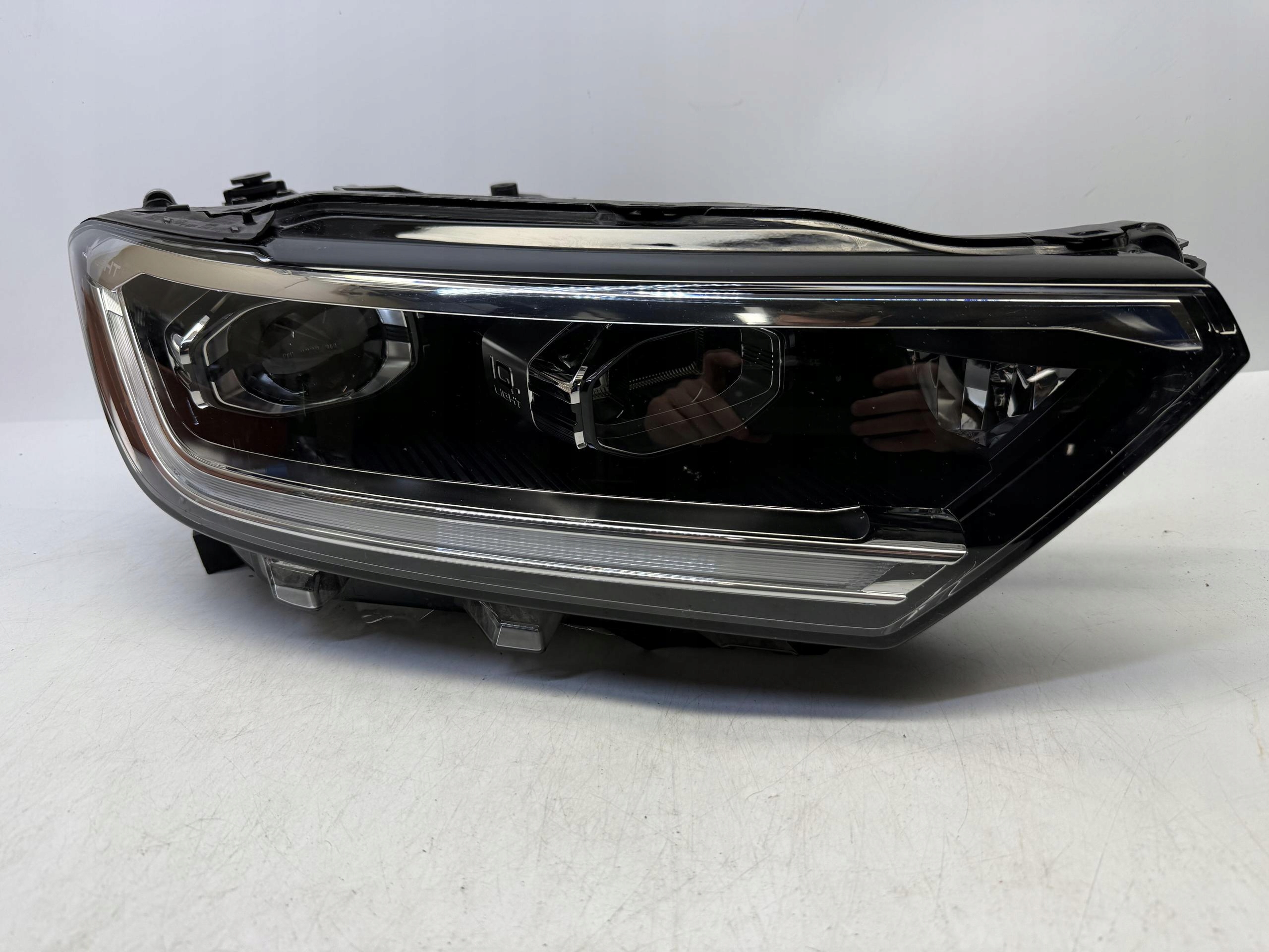 VW T-ROC LAMPA REFLEKTOR PRAWY PRZÓD LED IQ.LIGHT 2GA941036AF