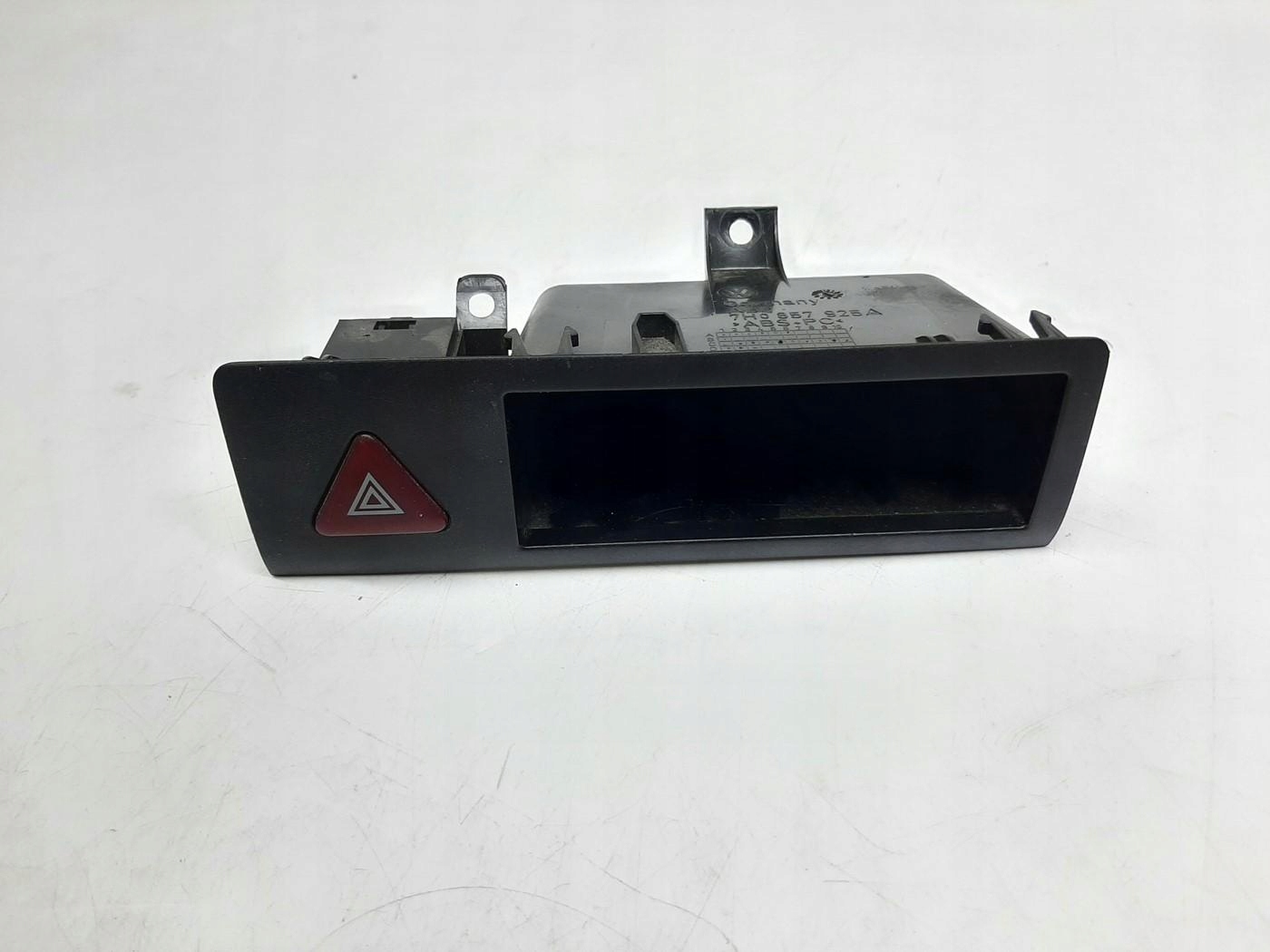 VW TRANSPORTER T5 LIFT 2009- SCHOWEK KONSOLI WŁĄCZNIK AWARYJNYCH 7H0857925A