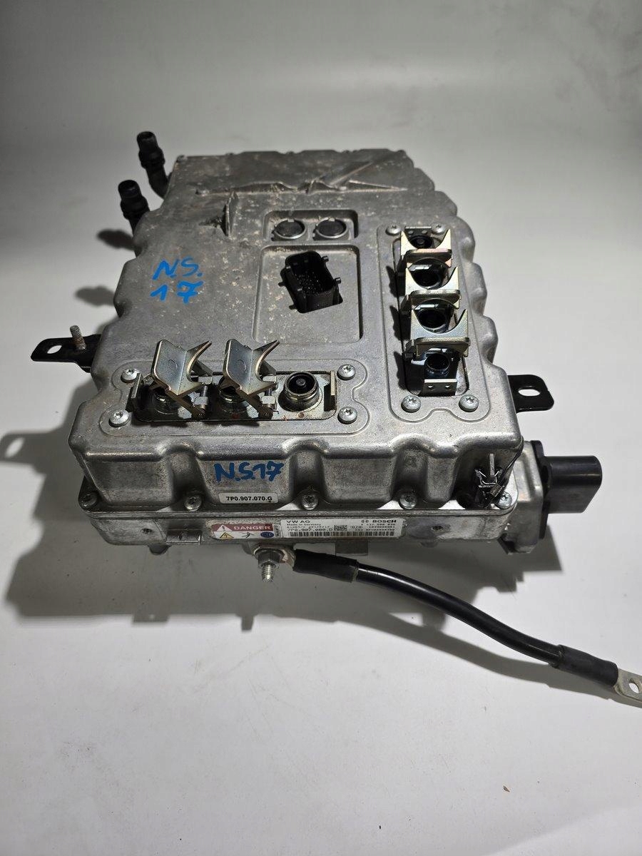 VW TOUAREG II INWERTER FALOWNIK PRZETWORNICA 7P0907080D 7P0907070G