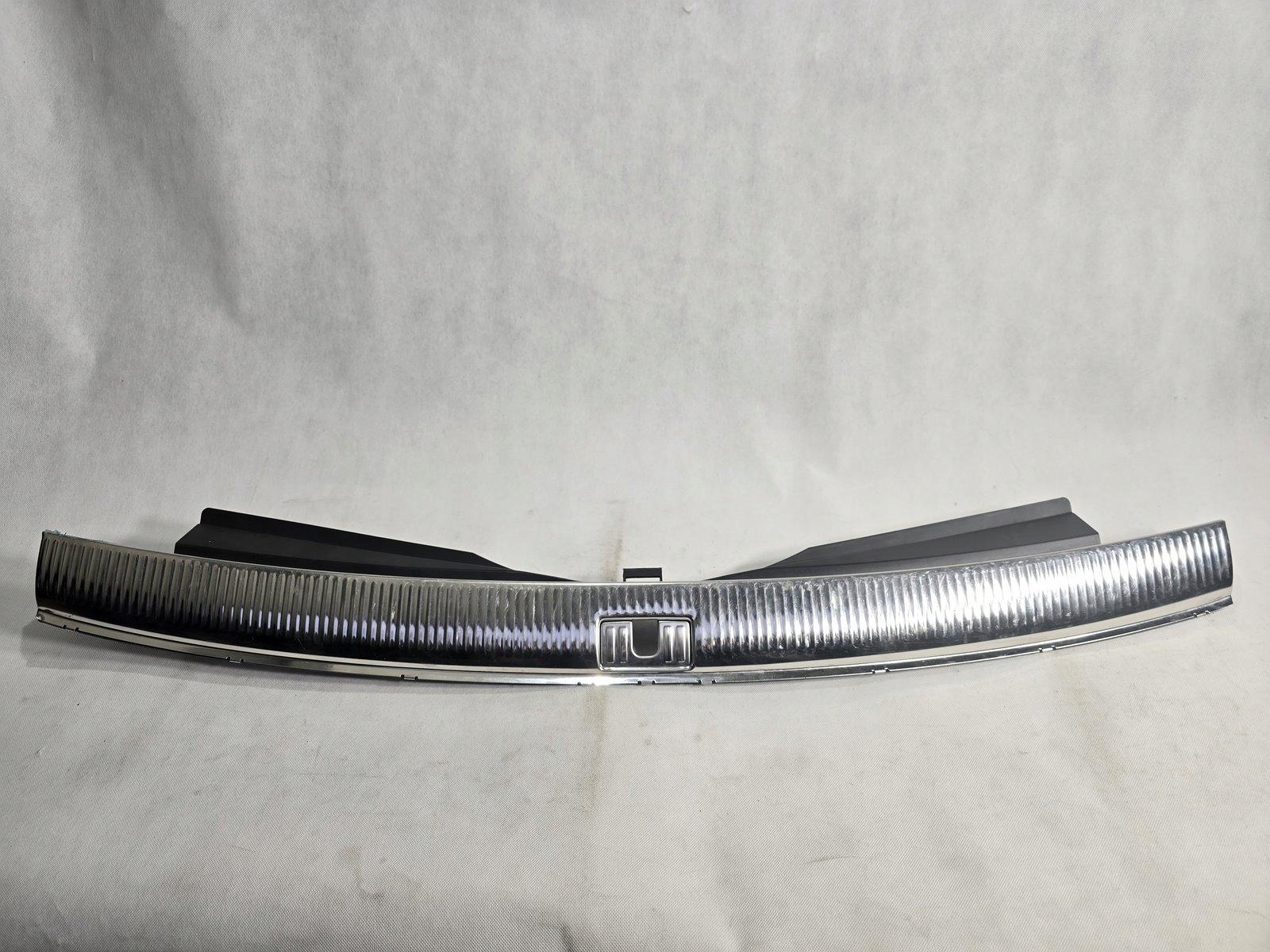 AUDI Q7 4L OSŁONA PASA TYLNEGO TYŁ MASKOWNICA 4L0864483 4L0864483A