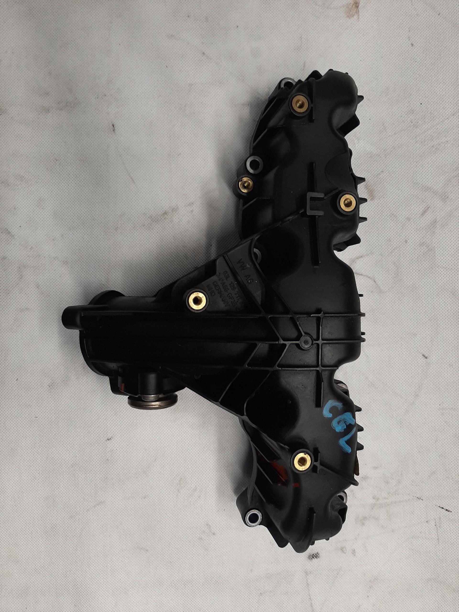 AUDI A5 8T KOLEKTOR SSĄCY DOLOTOWY 2.0 TDI 03L129711AF