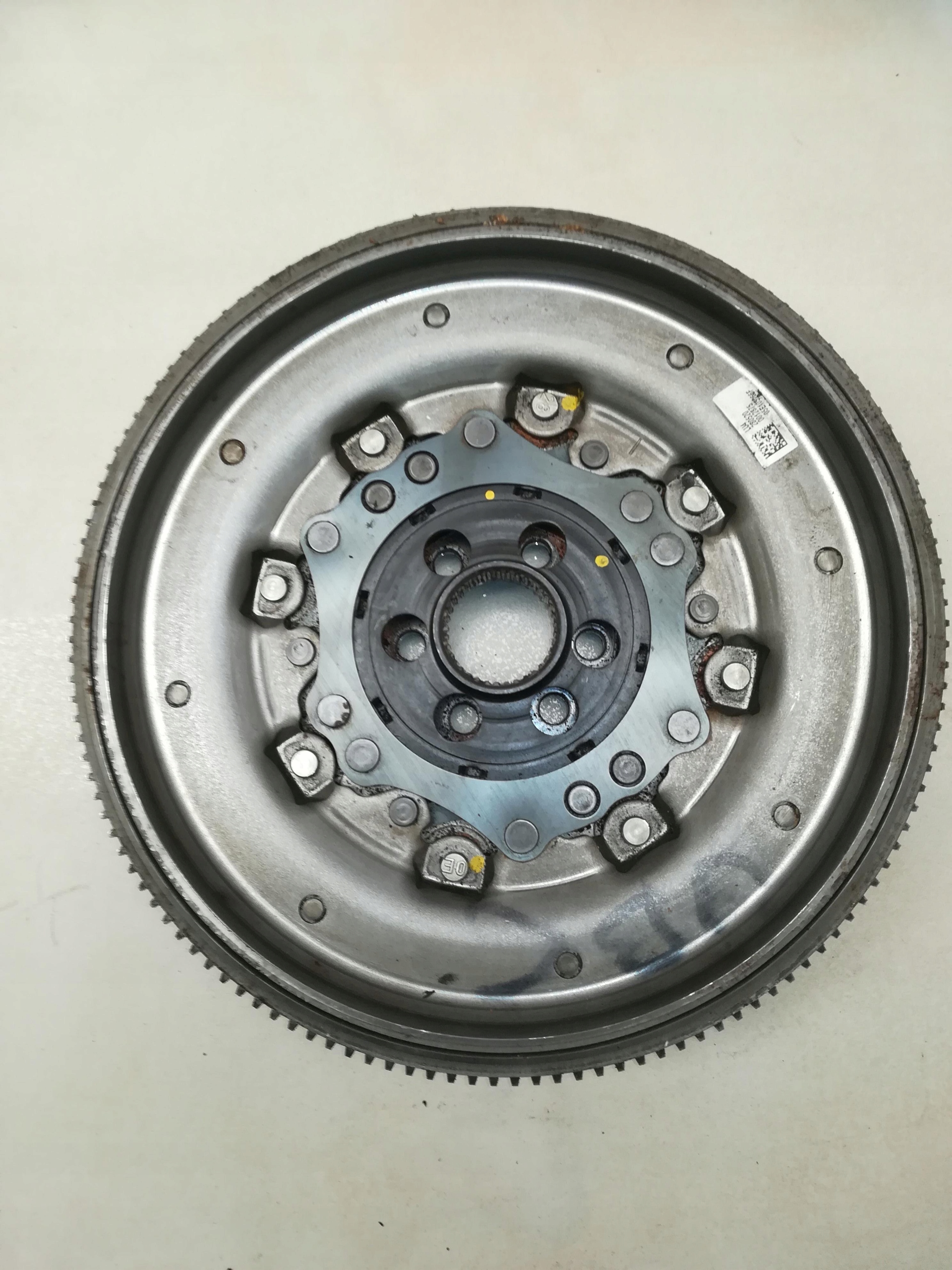 VOLKSWAGEN AUDI SKODA SEAT KOŁO DWUMASA 05E105266F