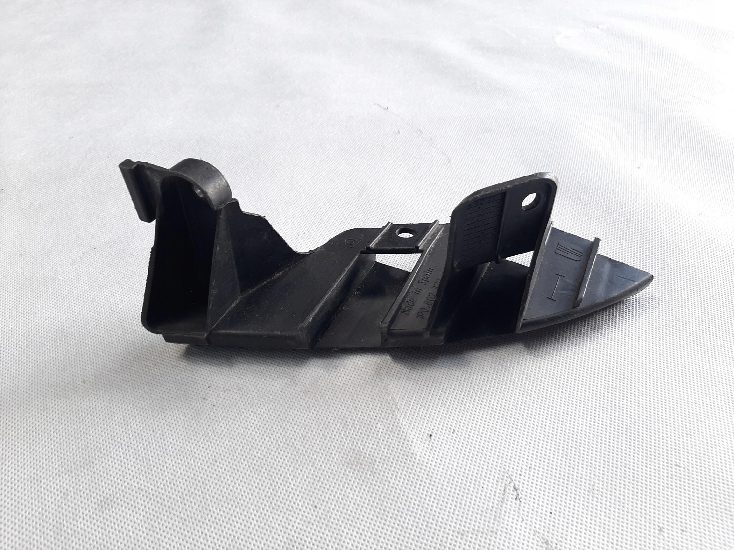 SEAT LEON ŚLIZG UCHWYT ZDERZAKA LEWY TYŁ 1P0807377