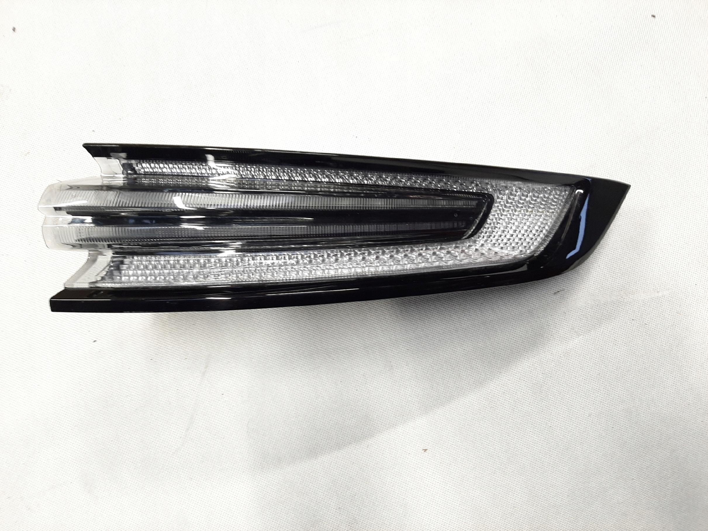 PORSCHE CAYENNE 9Y LAMPA PRAWA PRAWY TYŁ 9Y0945092P