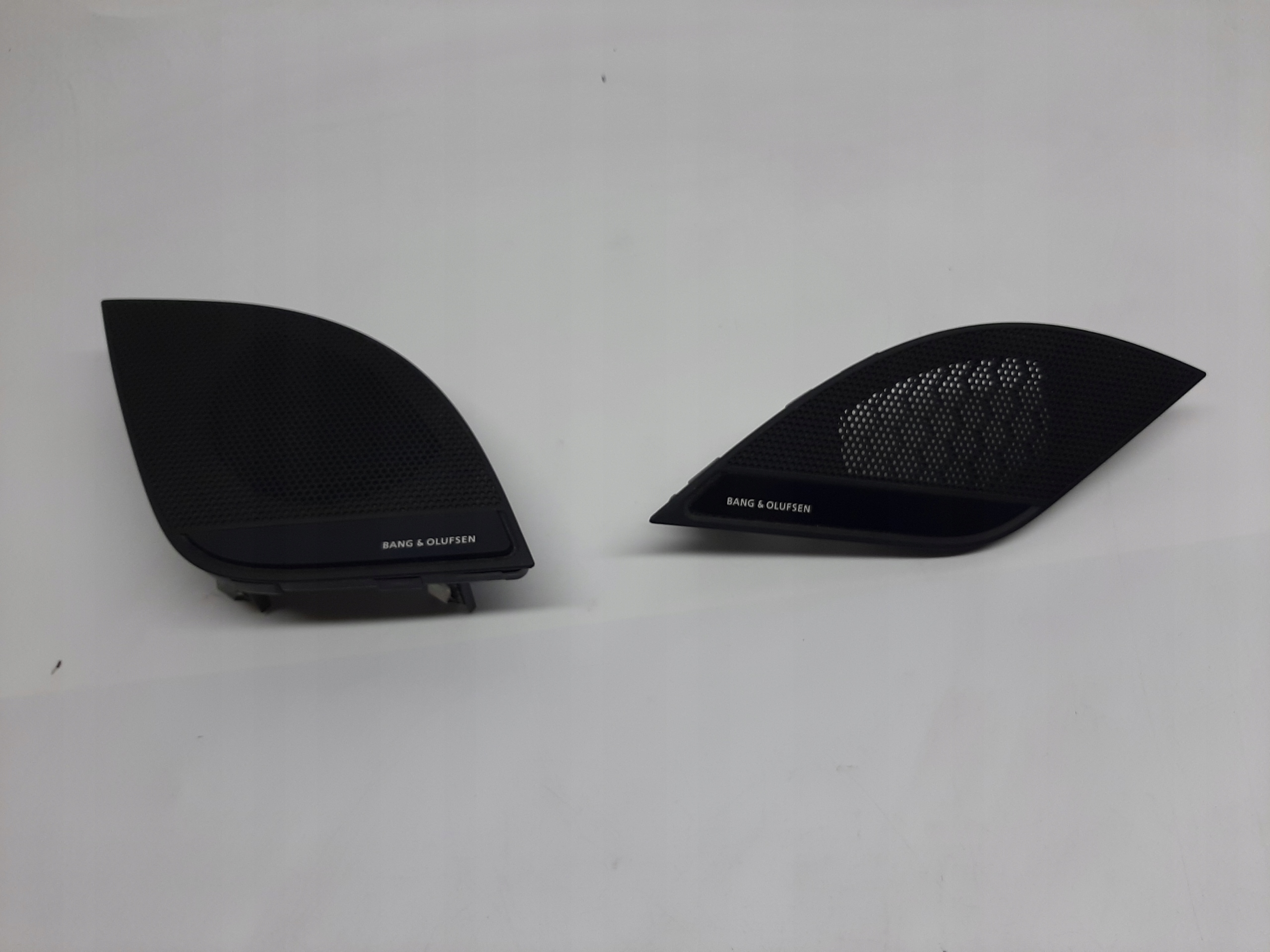 AUDI Q5 II 16- MASKOWNICA GŁOŚNIKA BANG&OLUFSEN 80B857227A 80B857228A