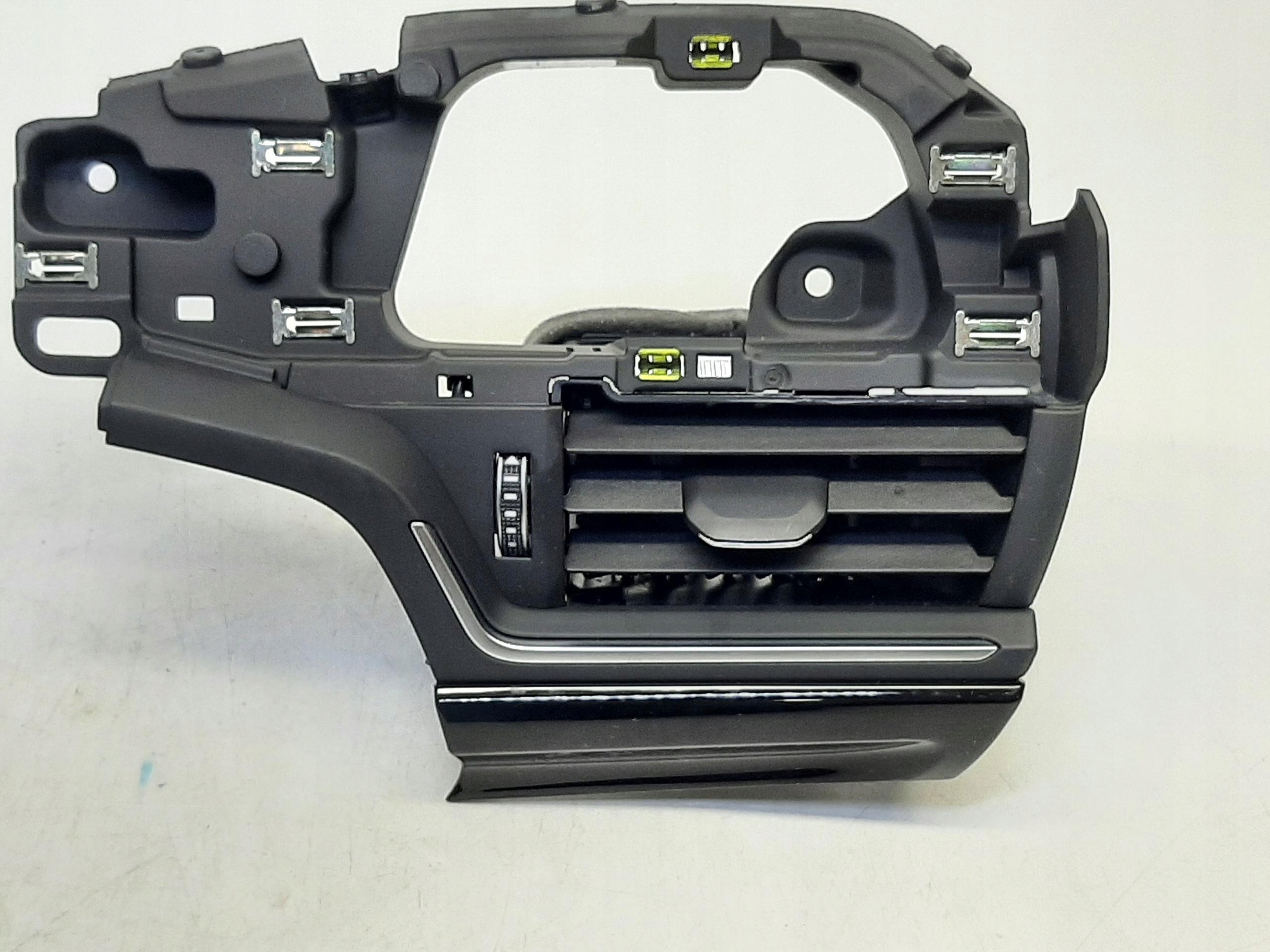 AUDI A5 SPORTBACK II LIFT 2021- KRATKA NAWIEWU LEWA 8W1820901C