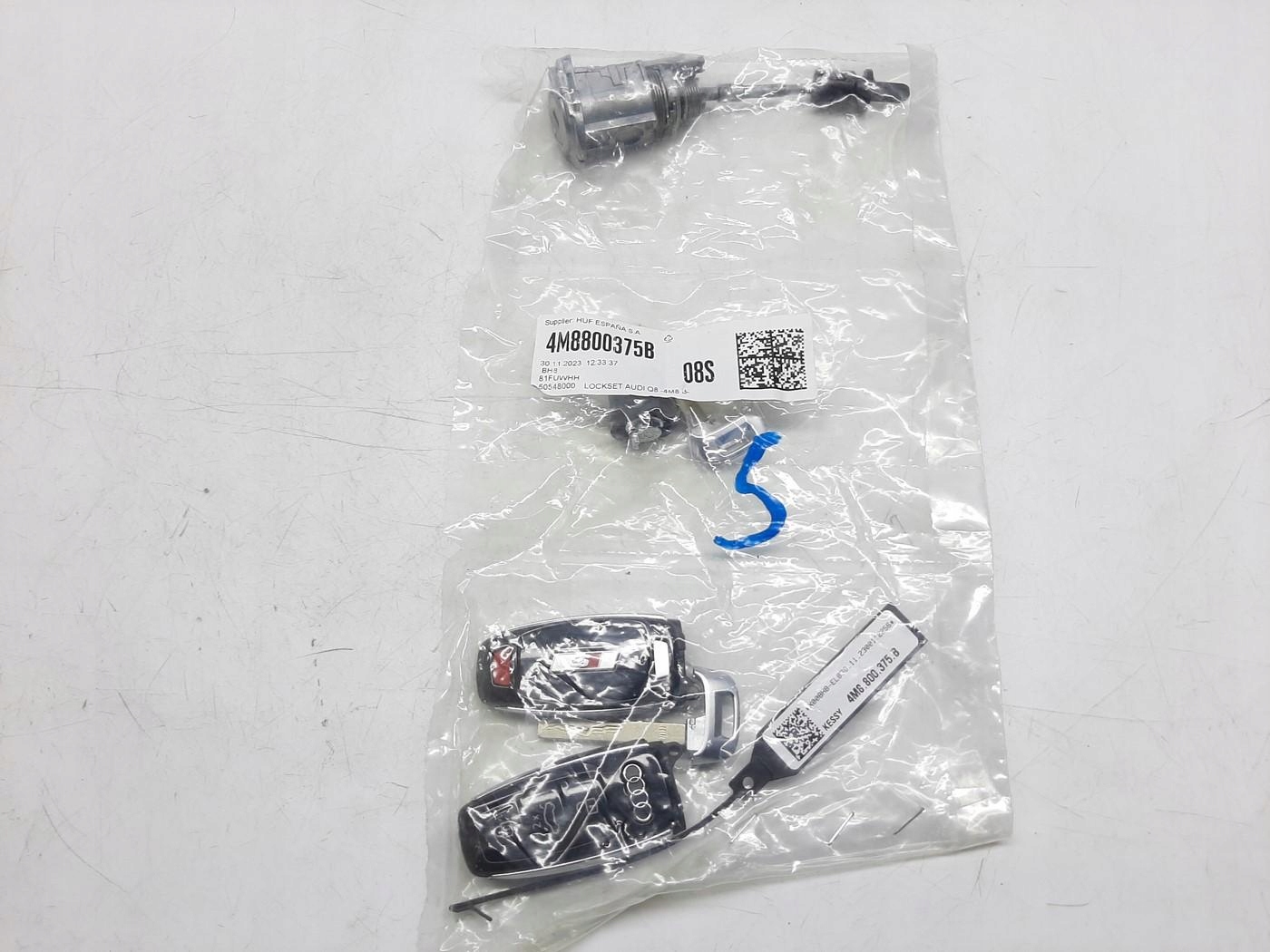 AUDI A6 C8 A7 C8 A8 D5 Q8 4M KOMPLET KLUCZY WKŁADKA PILOT ZESTAW 4M8800375B