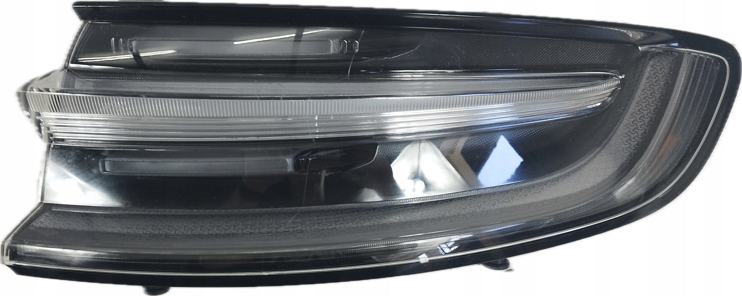 PORSCHE MACAN LAMPA TYLNA TYŁ PRAWA 95B945092AF