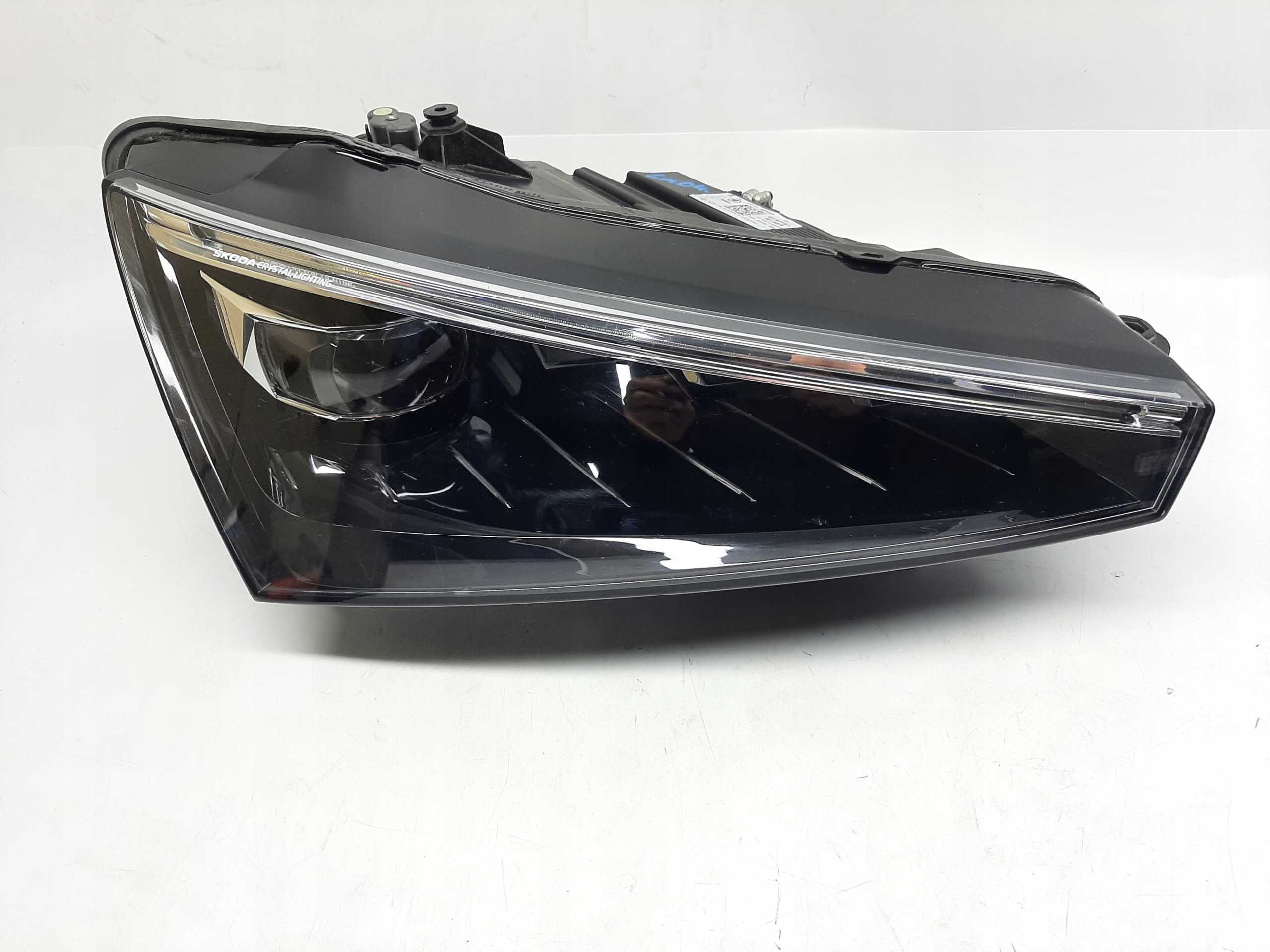 SKODA SCALA LAMPA REFLEKTOR PRAWY PRZÓD PRZEDNI LED 657941016A