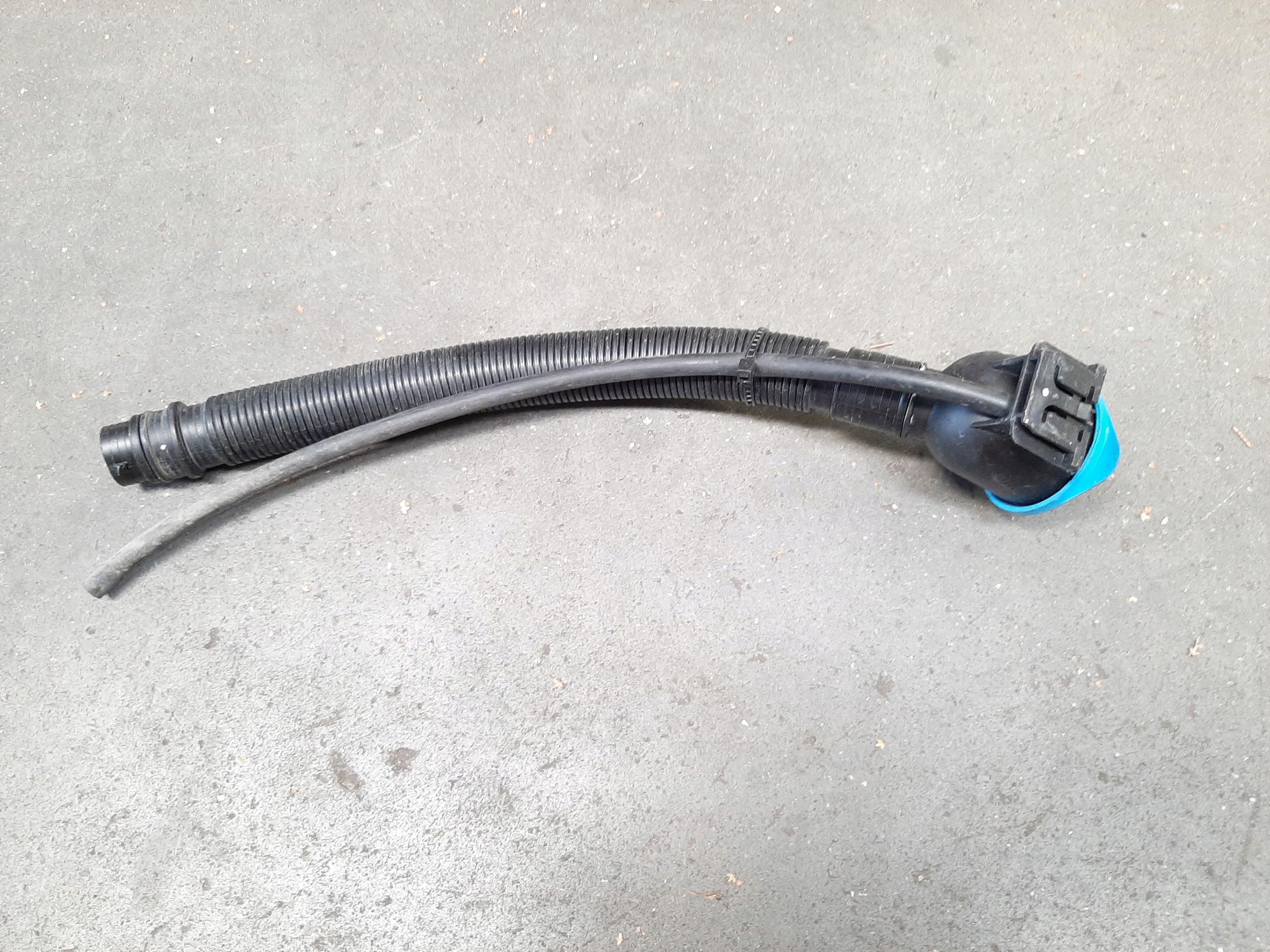 BMW X1 F45 RURKA PRZEWÓD PŁYNU DO SPRYSKIWACZY 7301629