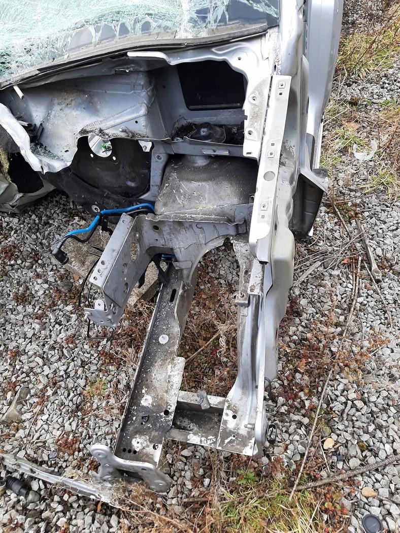 VW TRANSPORTER T5 LIFT KRÓTKI 09- ĆWIARTKA LEWY PODŁUŻNICA